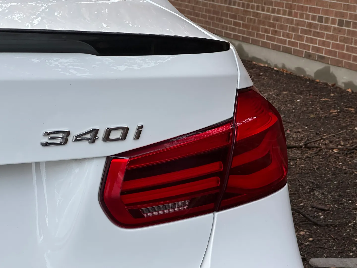 2017 BMW 340I — photo 26