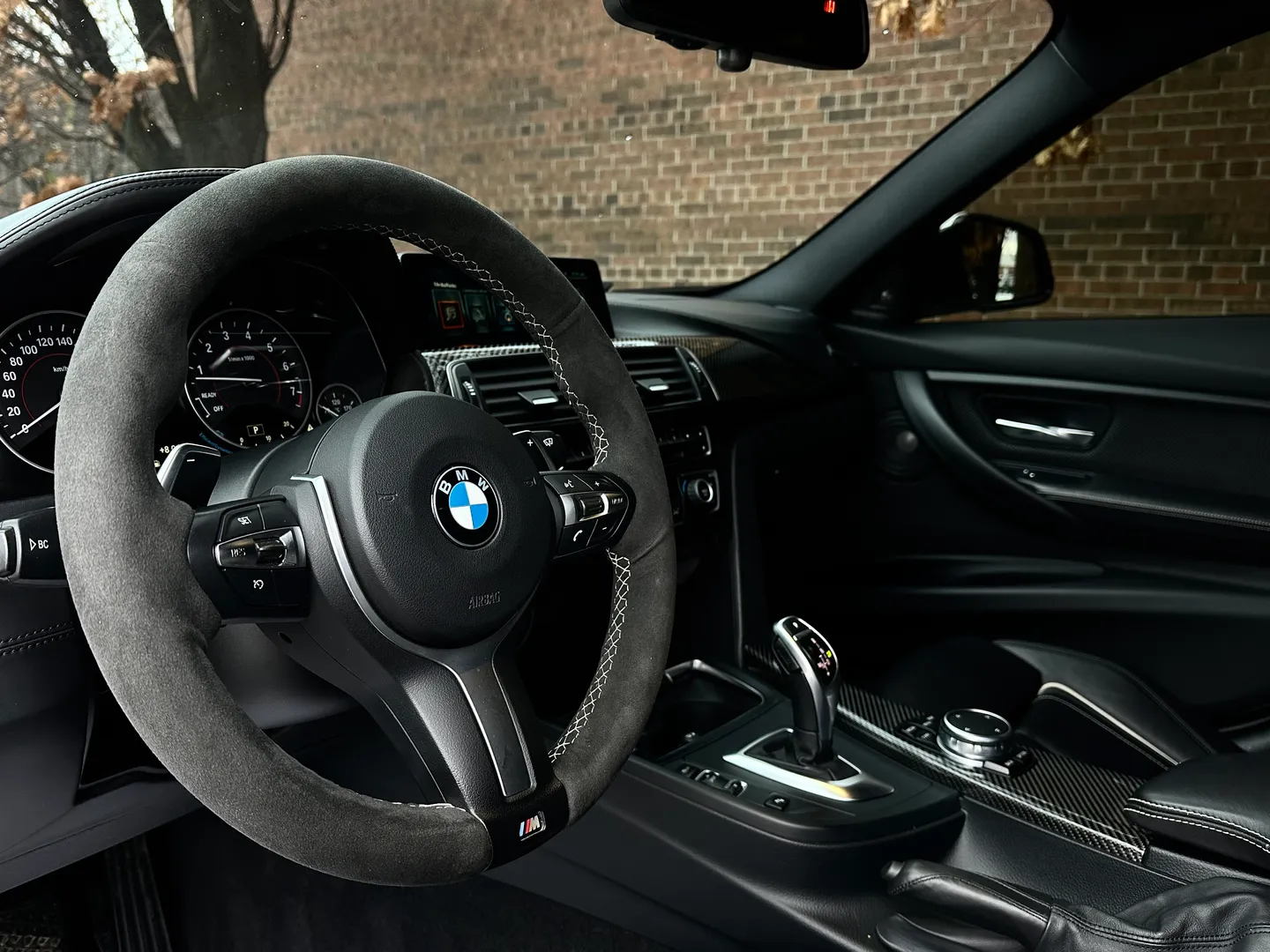 2017 BMW 340I — photo 35