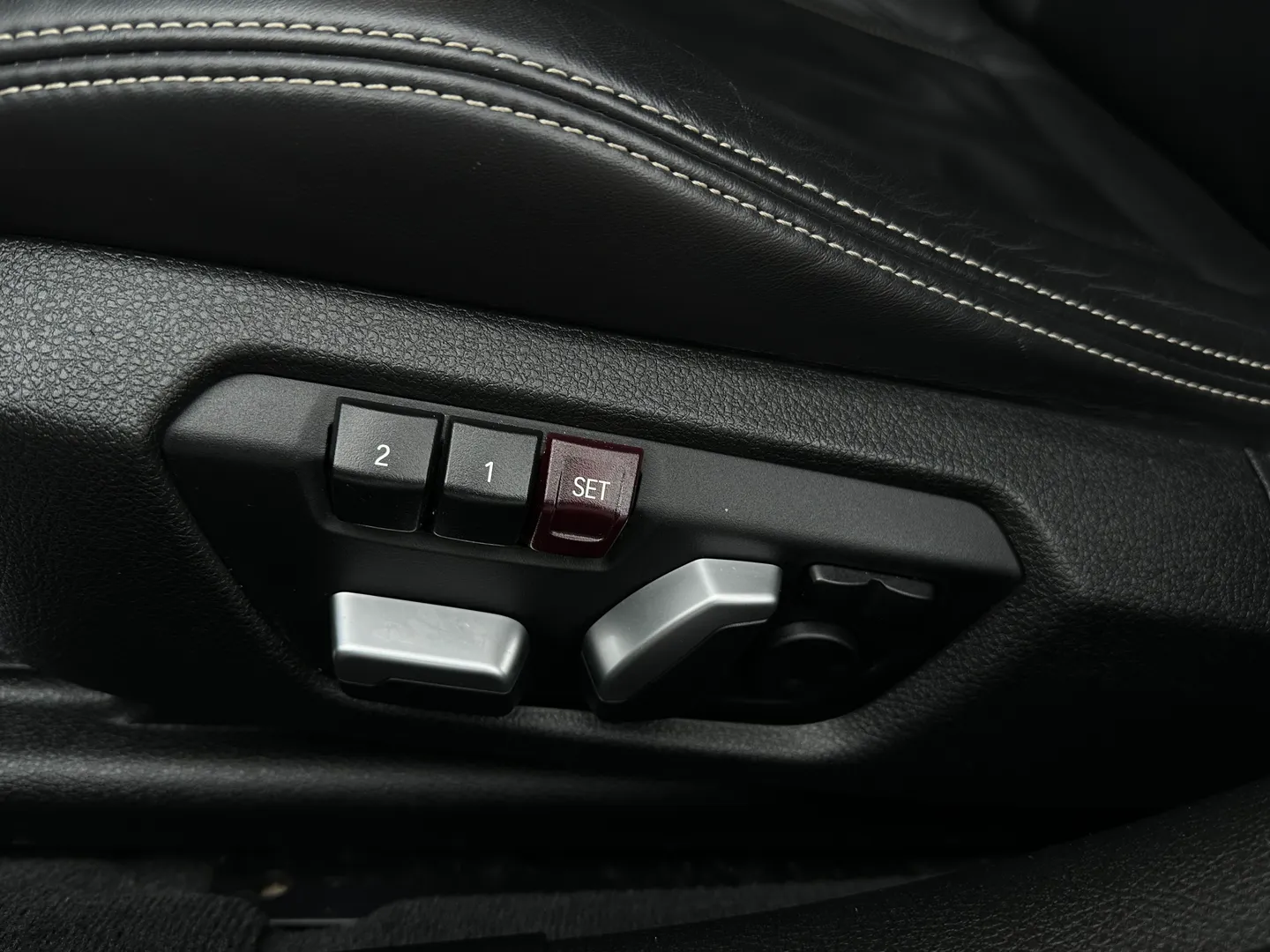 2017 BMW 340I — photo 38