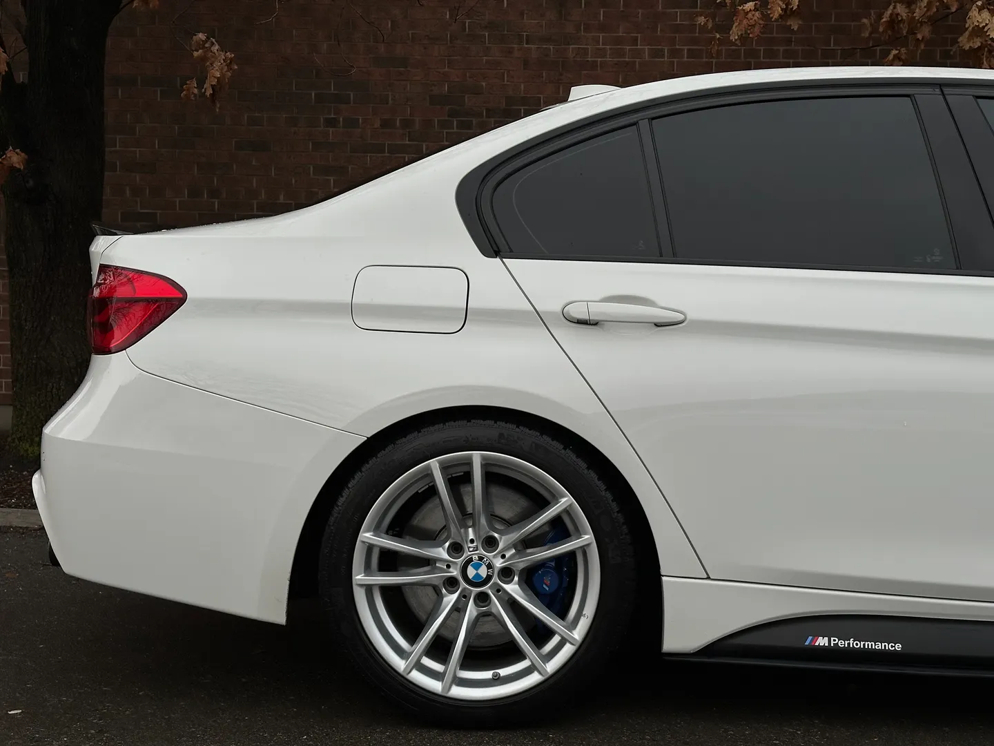 2017 BMW 340I — photo 86