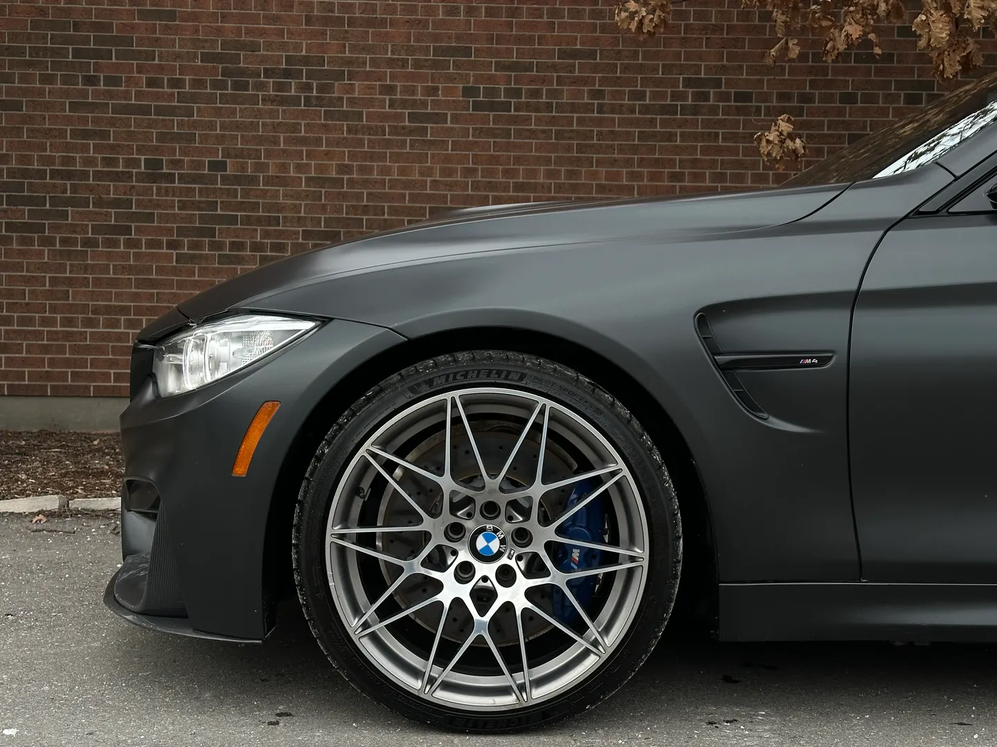 BMW M4 Competition Package Coupe — photo 12