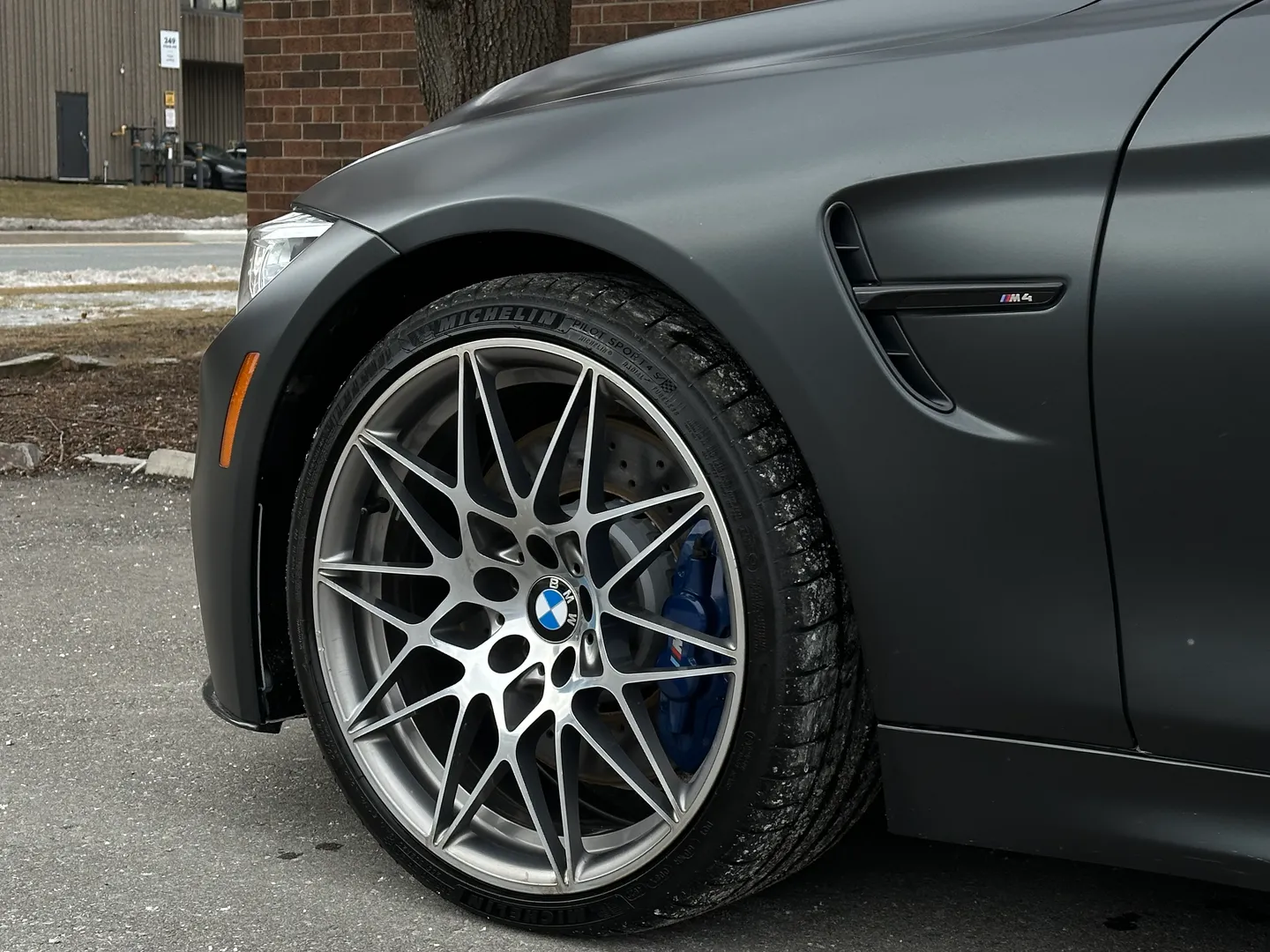BMW M4 Competition Package Coupe — photo 14