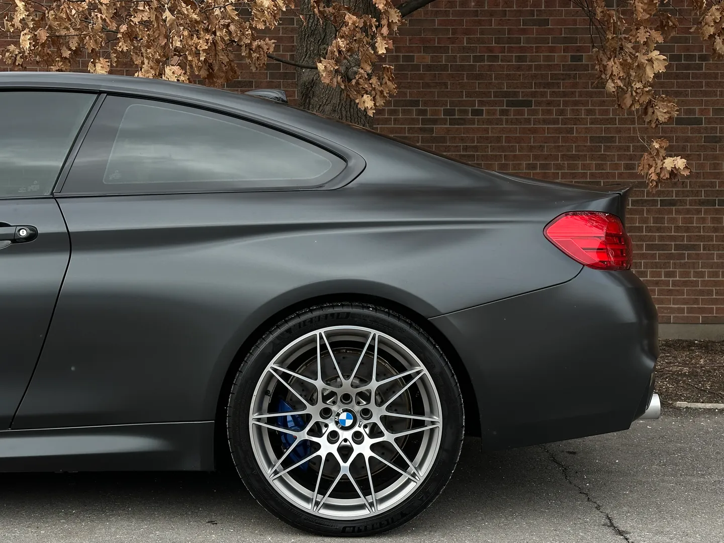 BMW M4 Competition Package Coupe — photo 13