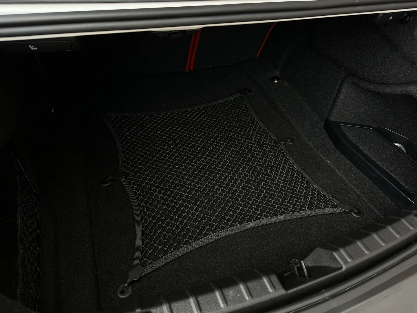 BMW M4 Competition Package Coupe — photo 28