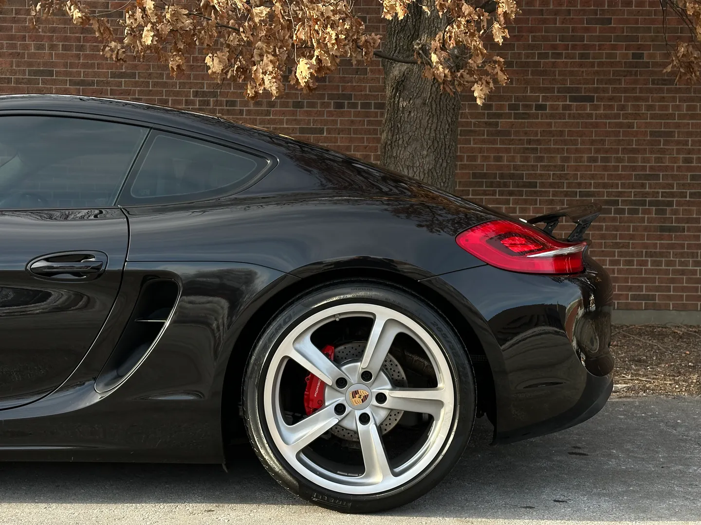 Porsche Cayman S  — photo 12
