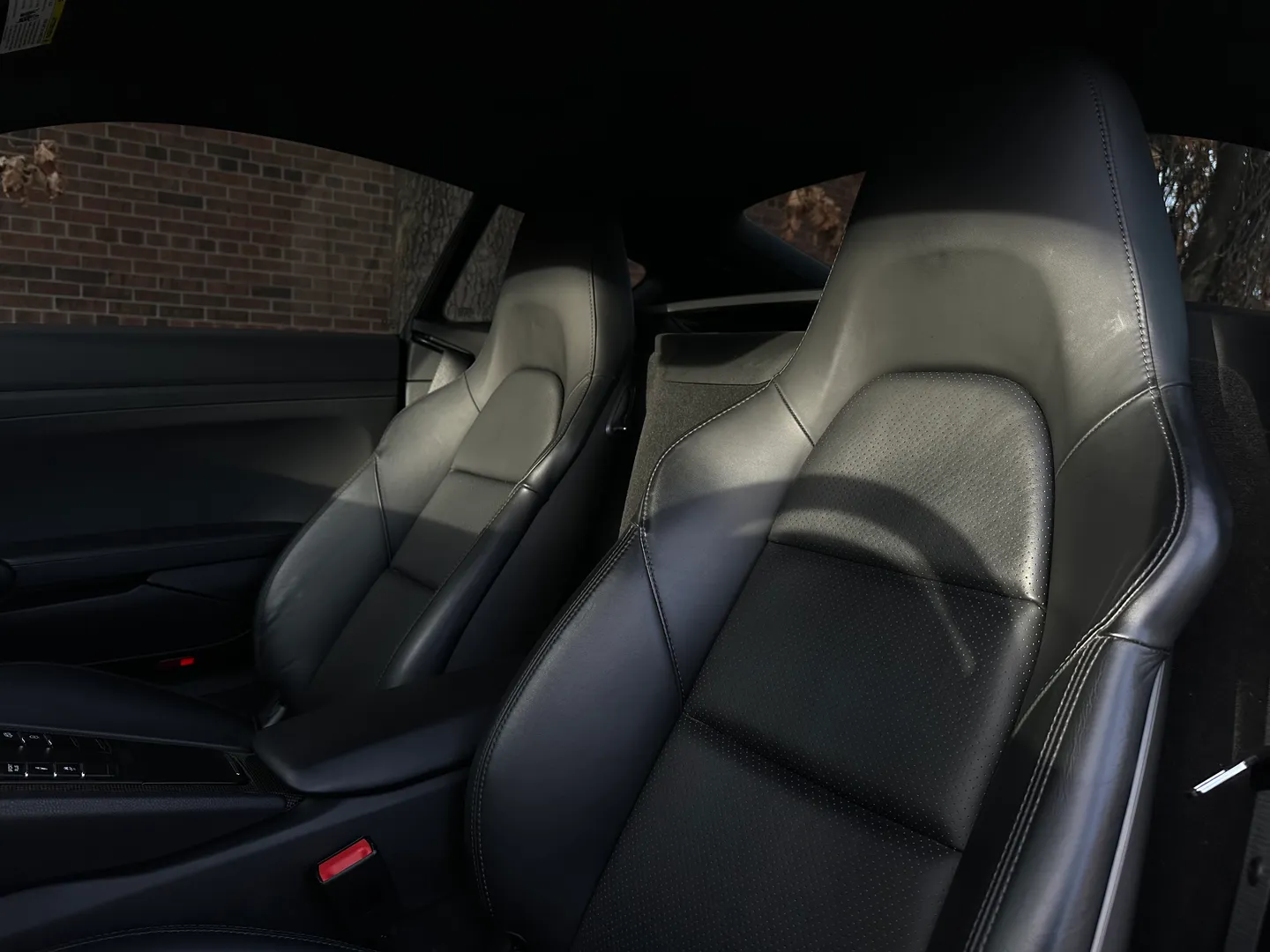 Porsche Cayman S  — photo 35