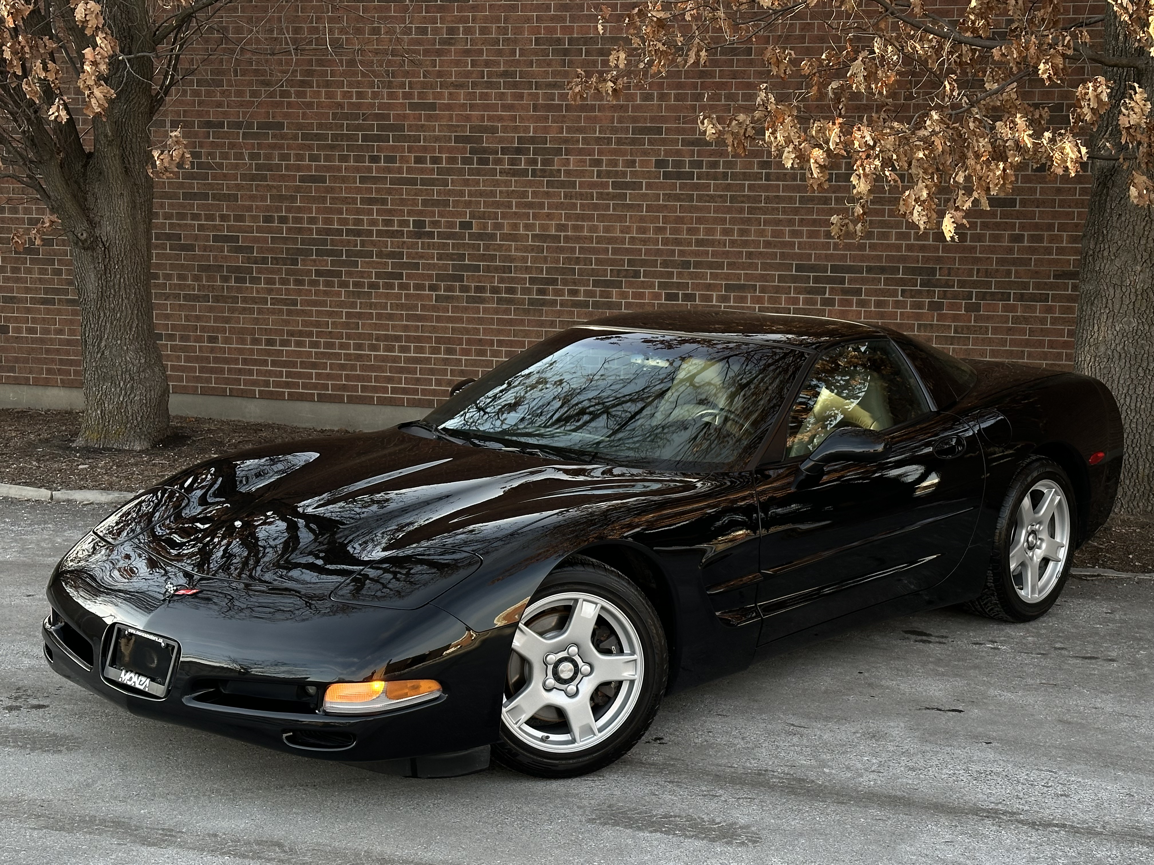 Chevrolet Corvette Coupe  — photo 2