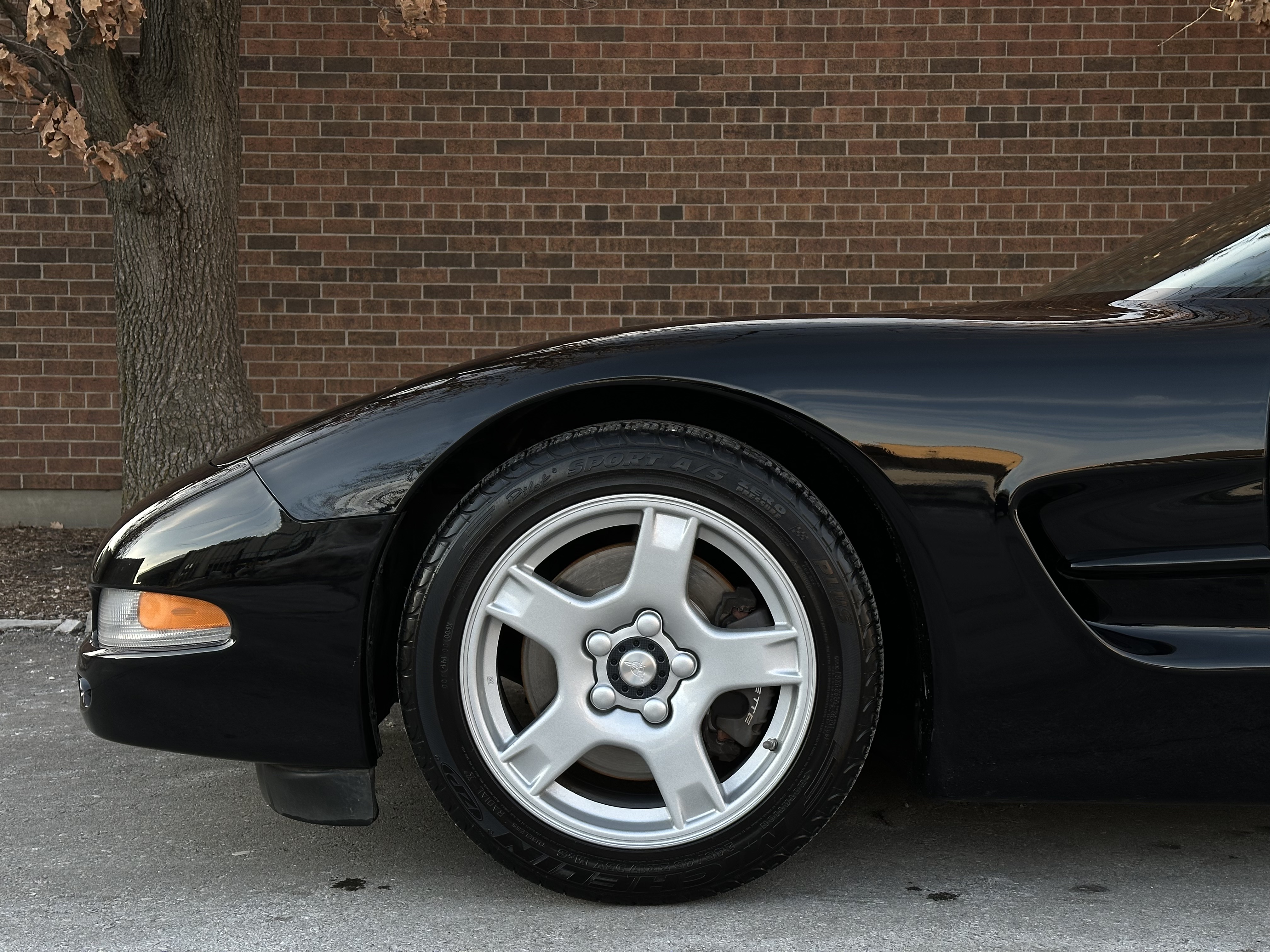 Chevrolet Corvette Coupe  — photo 12
