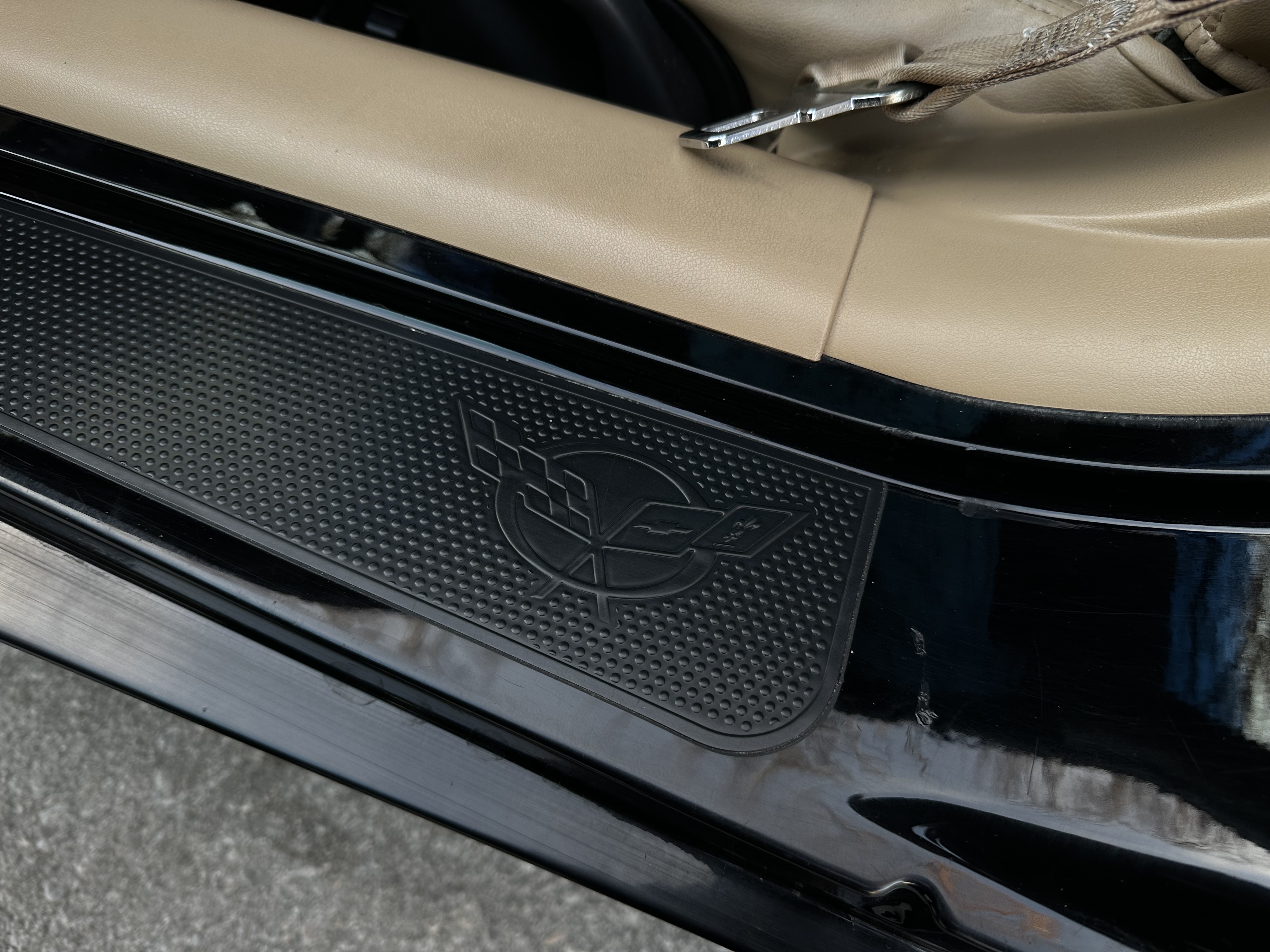 Chevrolet Corvette Coupe  — photo 38