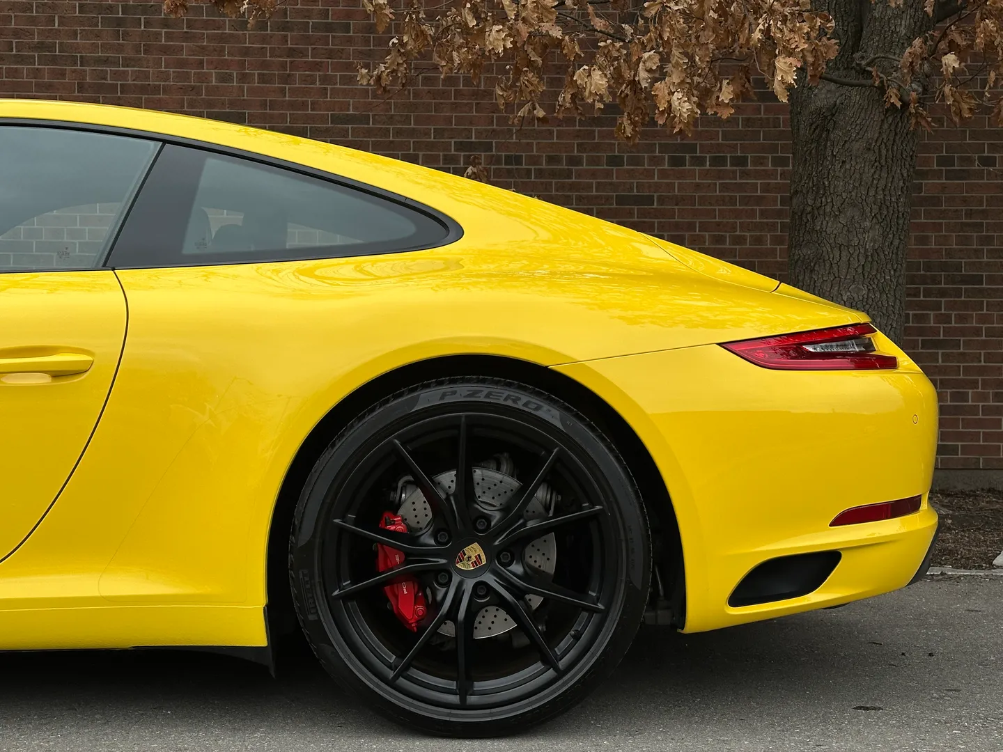 Porsche Carrera S  — photo 12