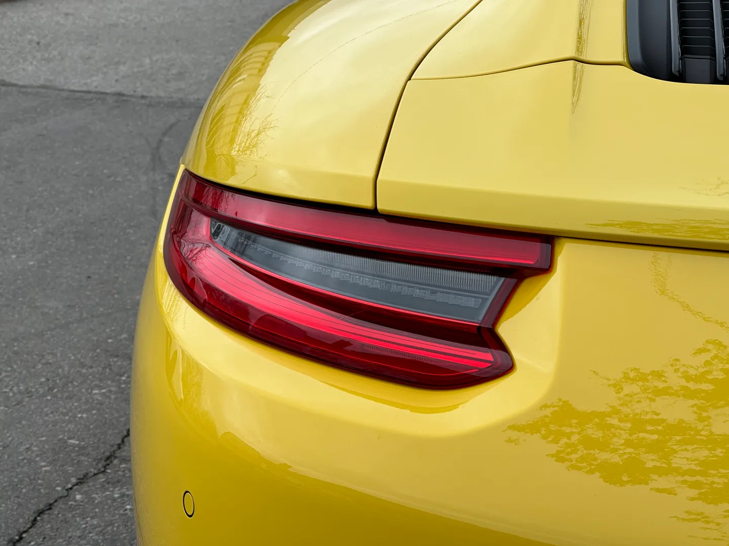 Porsche Carrera S  — photo 24