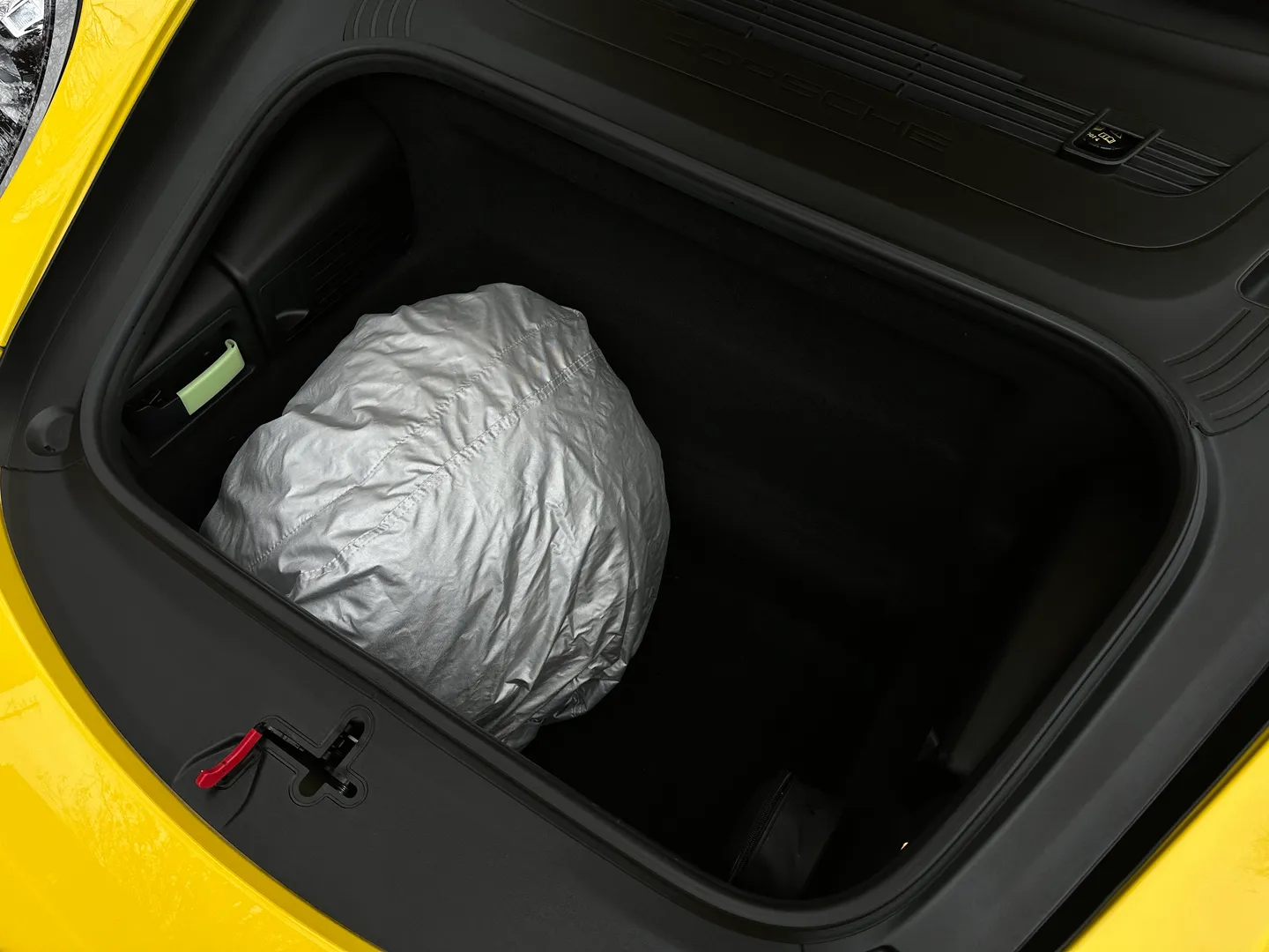 Porsche Carrera S  — photo 30