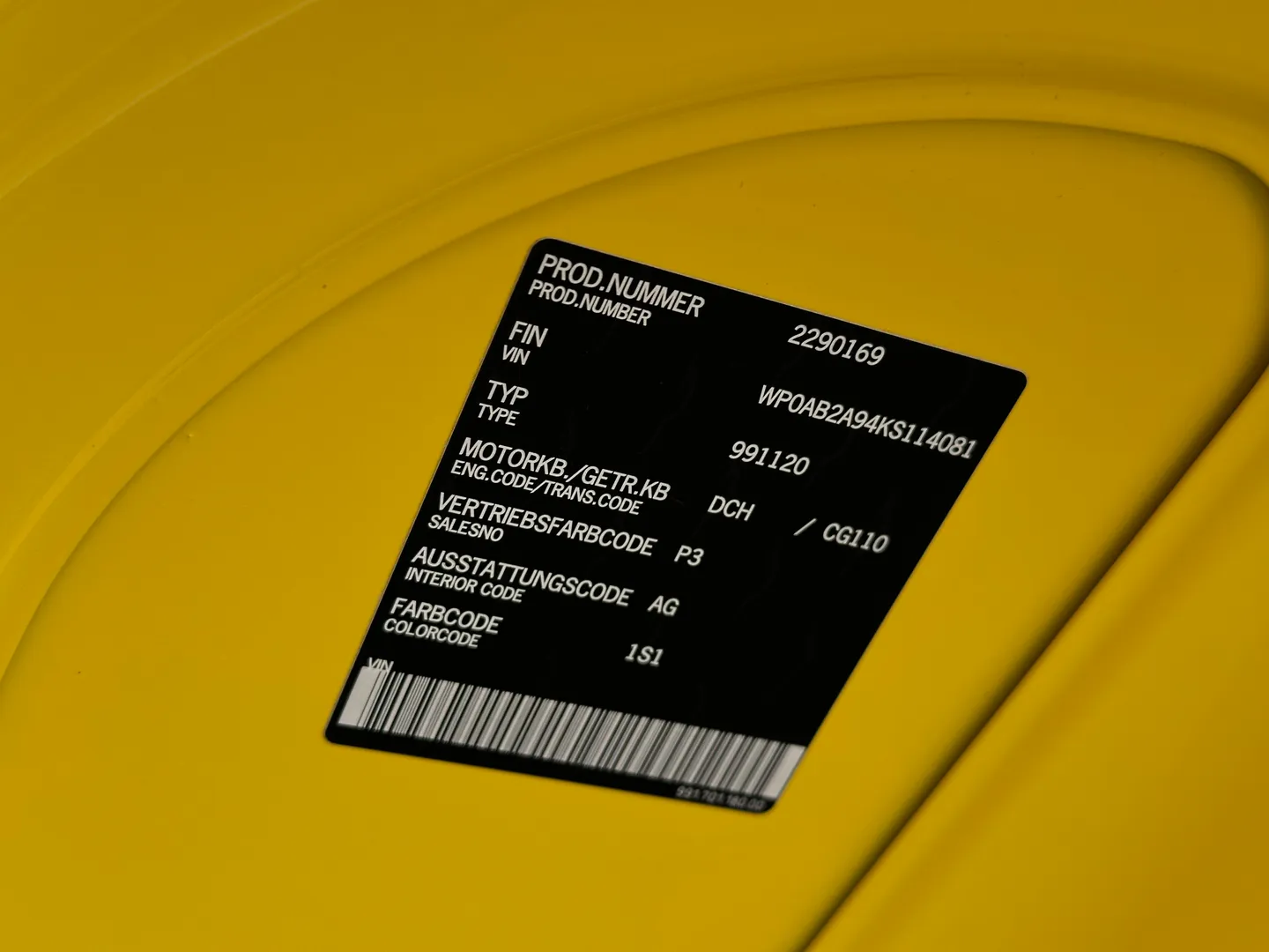 Porsche Carrera S  — photo 32