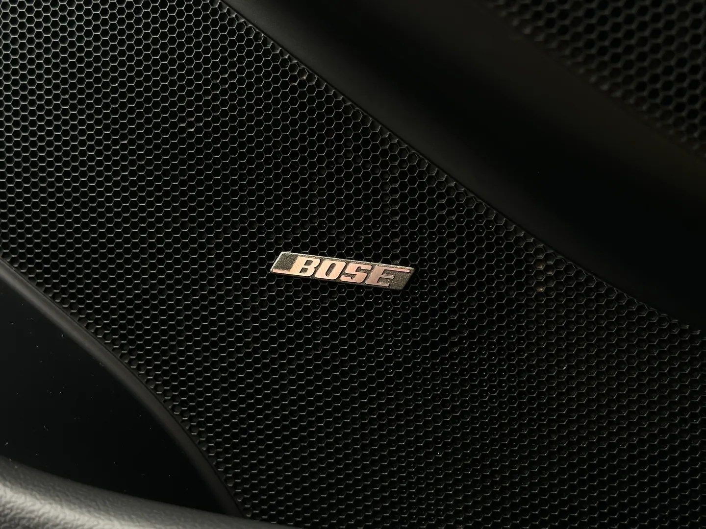 Porsche Carrera S  — photo 43