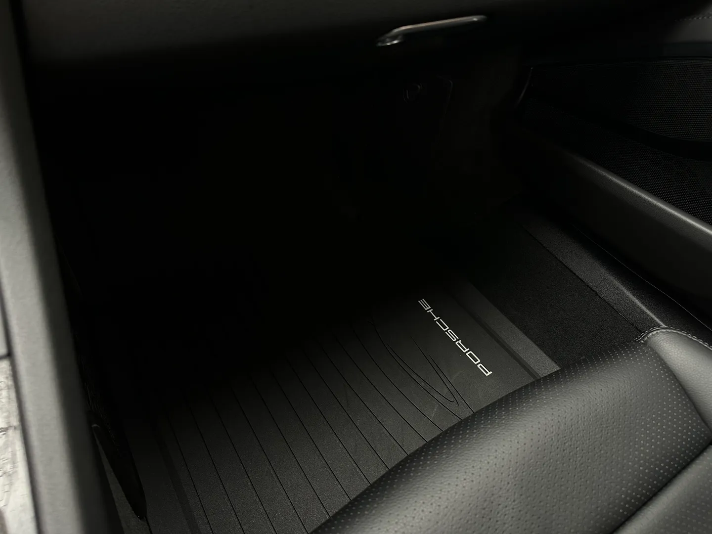 Porsche Carrera S  — photo 67