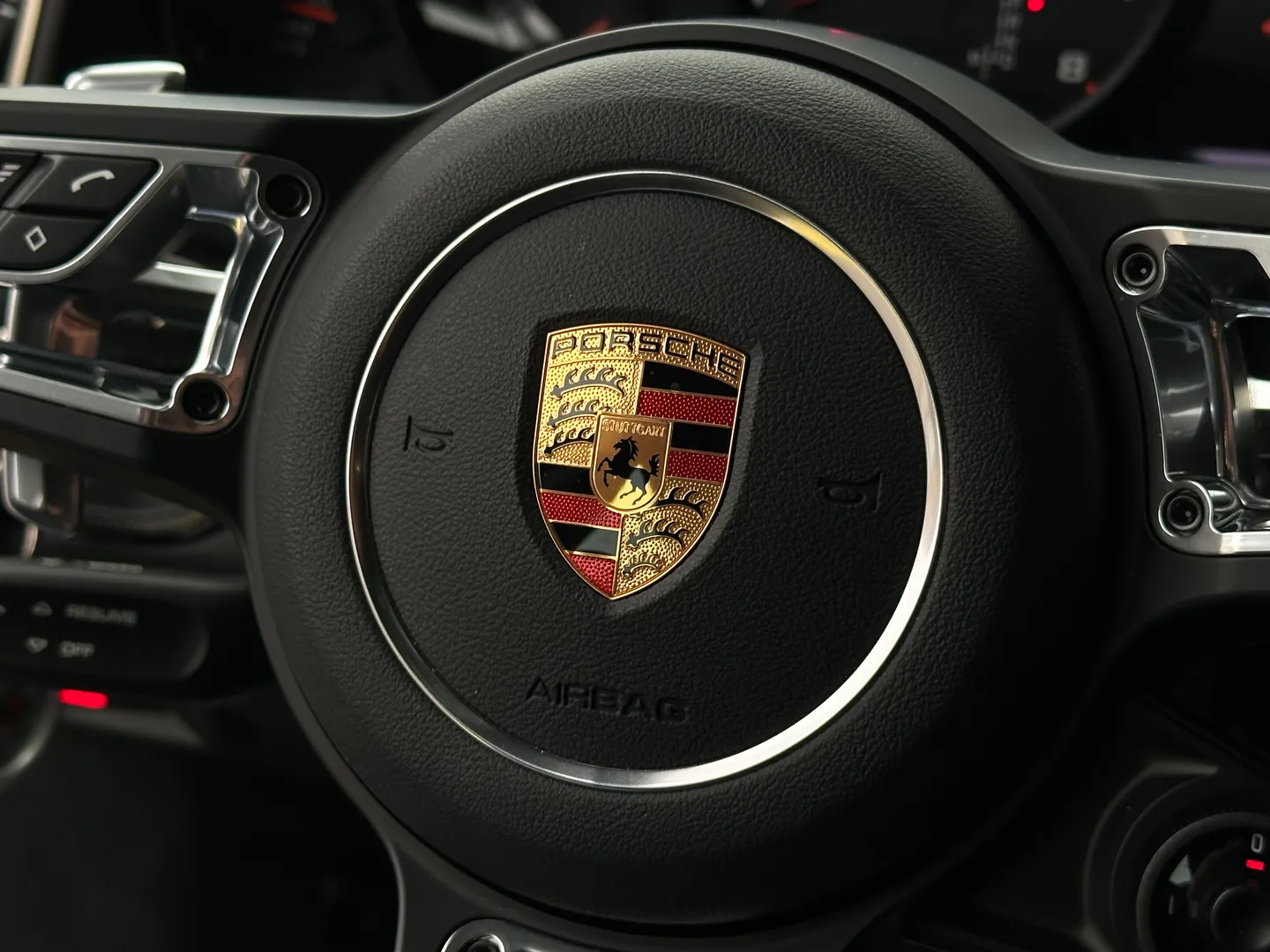 Porsche Carrera S  — photo 71