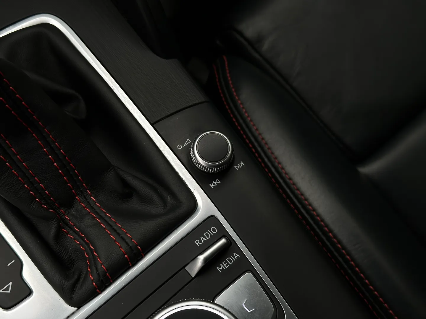 Audi RS3  — photo 45