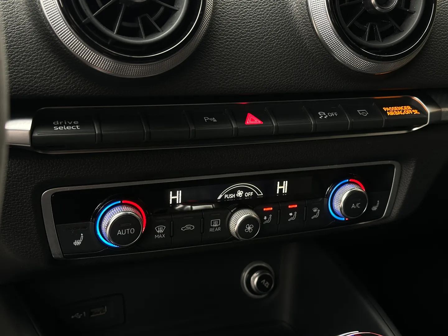 Audi RS3  — photo 48