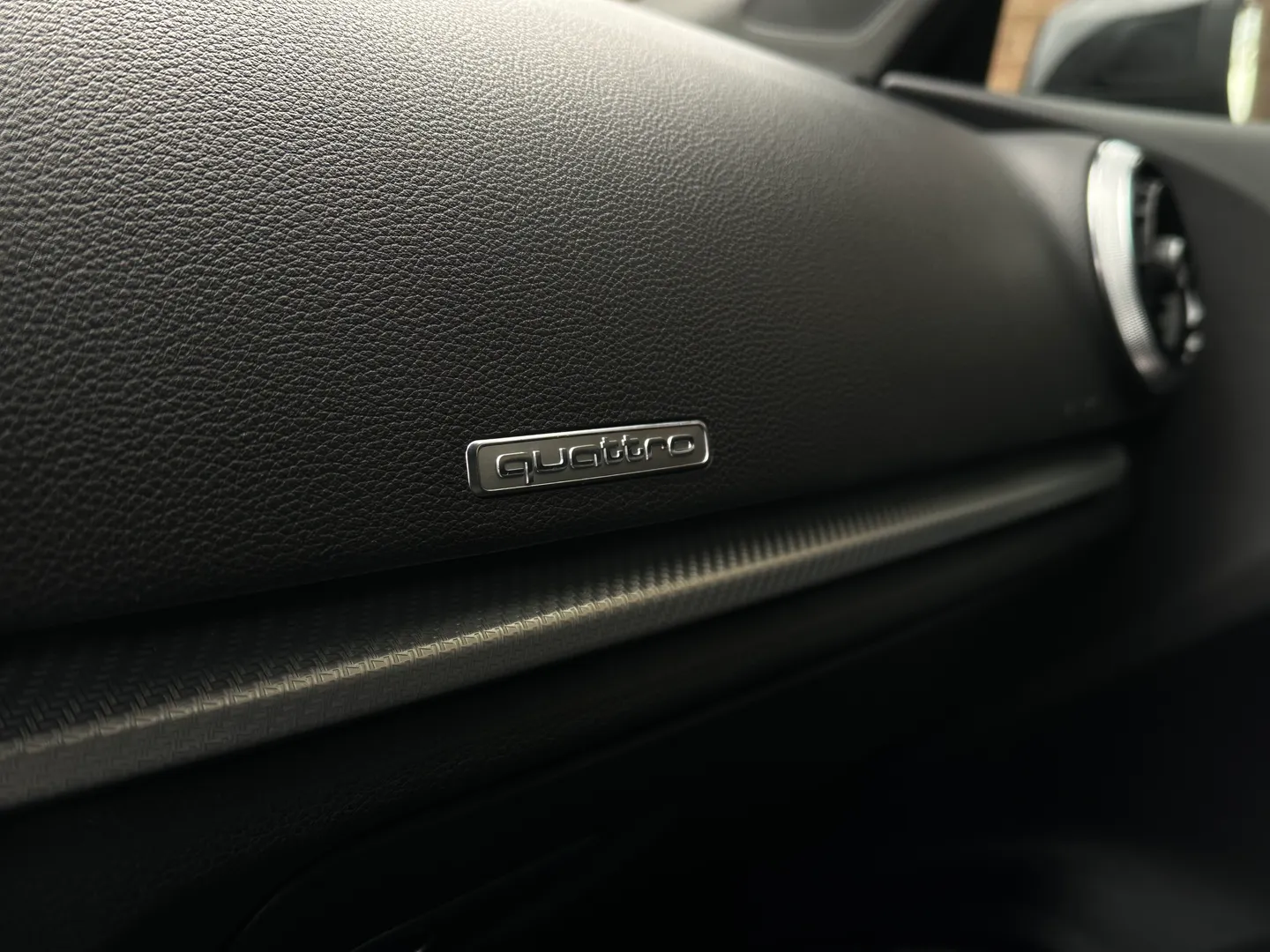 Audi RS3  — photo 50