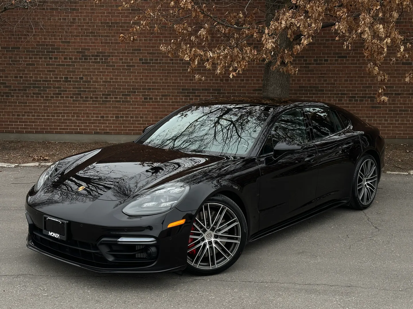 Porsche Panamera Turbo — photo 2