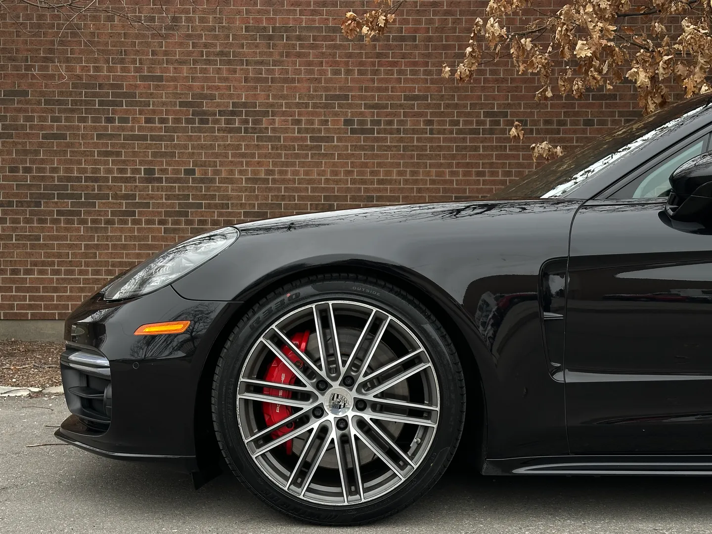 Porsche Panamera Turbo — photo 11