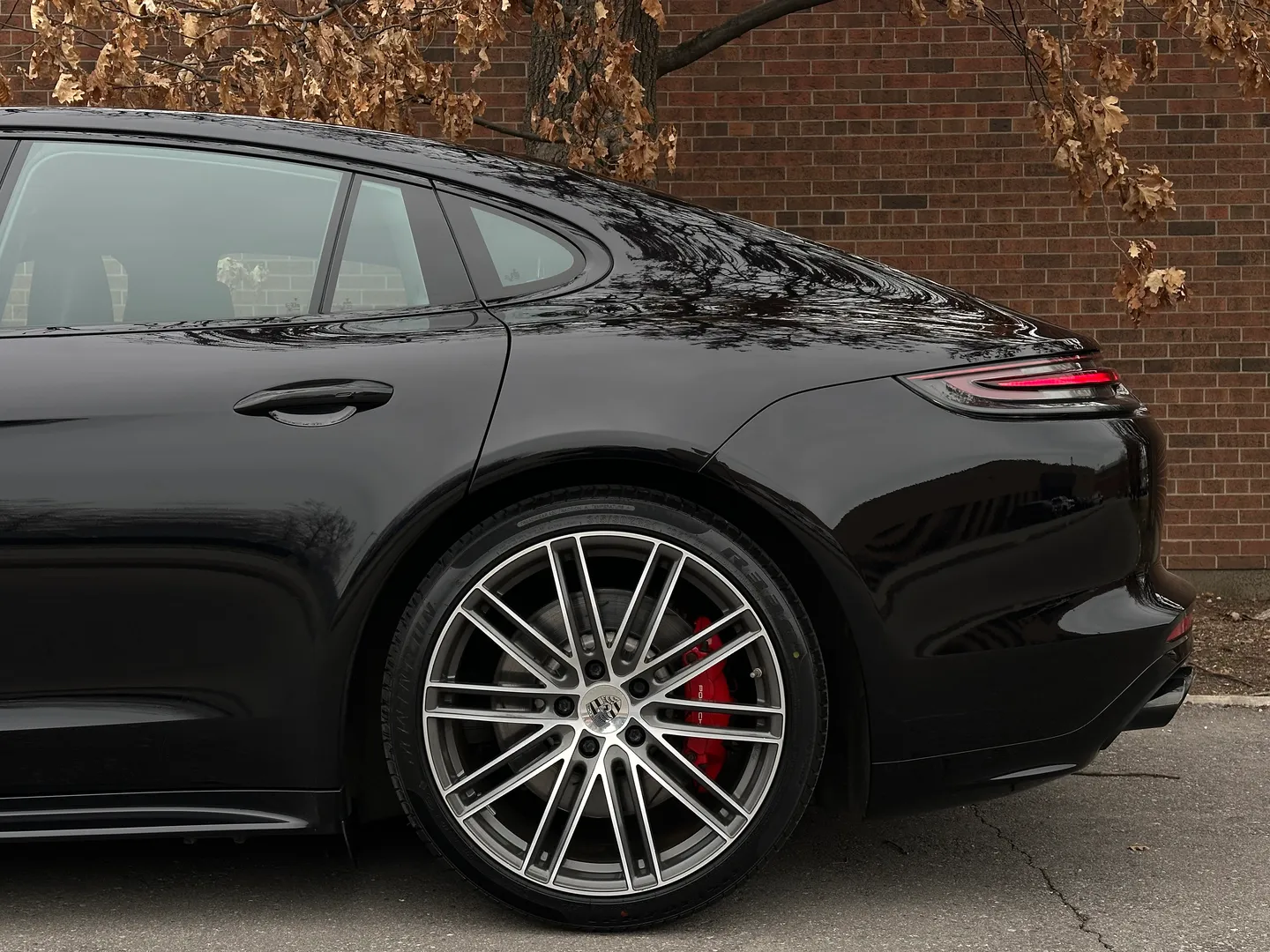 Porsche Panamera Turbo — photo 12