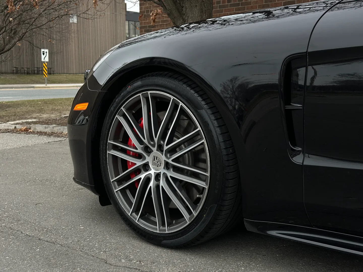 Porsche Panamera Turbo — photo 13