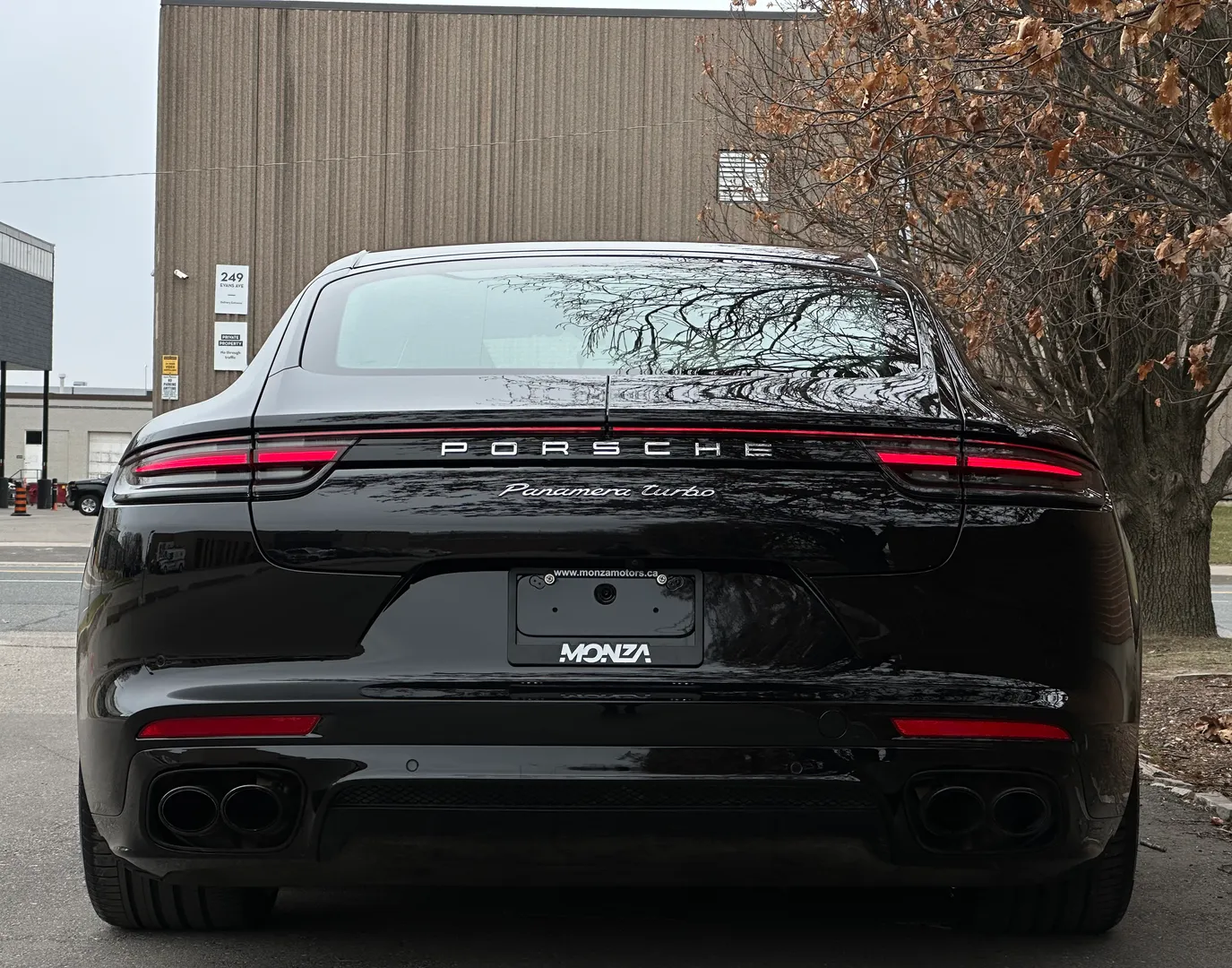Porsche Panamera Turbo — photo 22