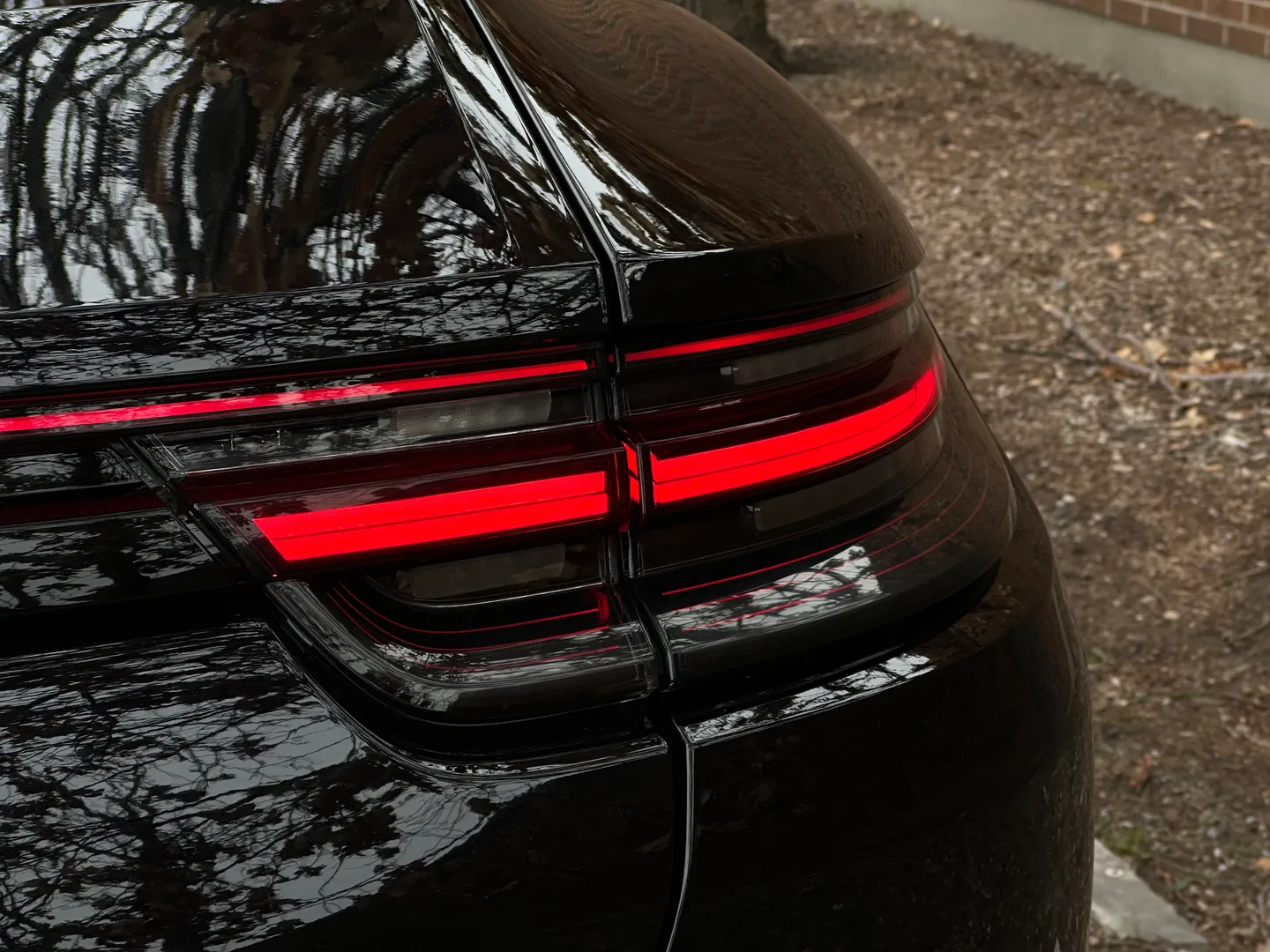 Porsche Panamera Turbo — photo 24