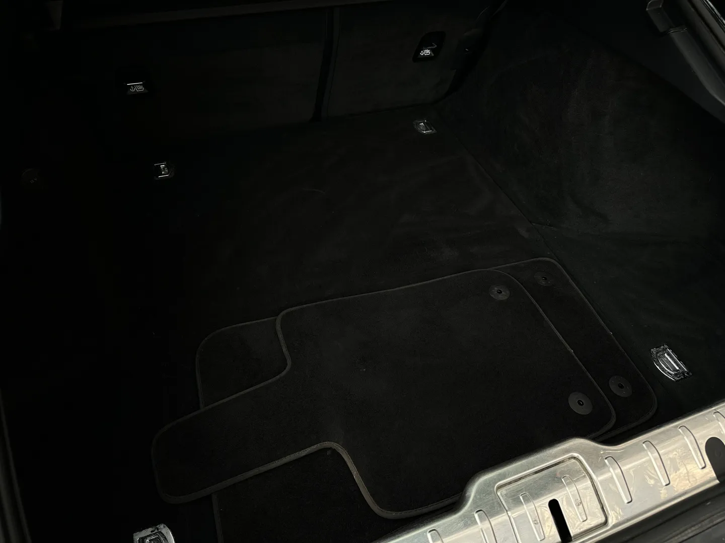 Porsche Panamera Turbo — photo 27