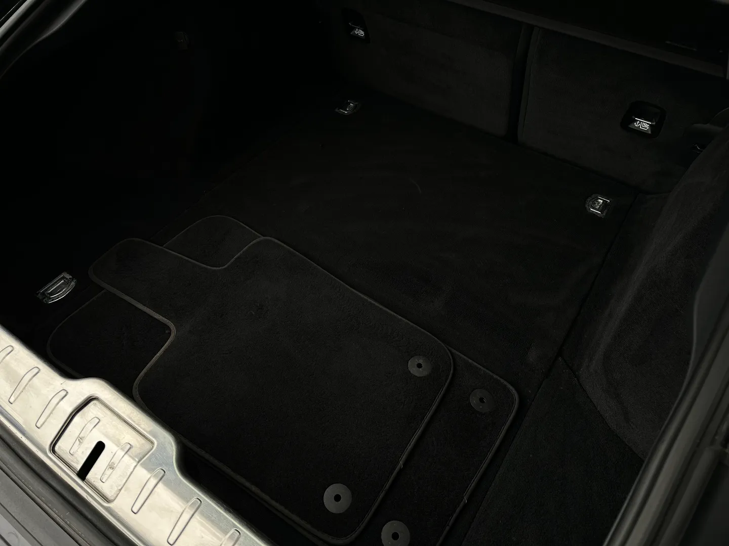 Porsche Panamera Turbo — photo 28