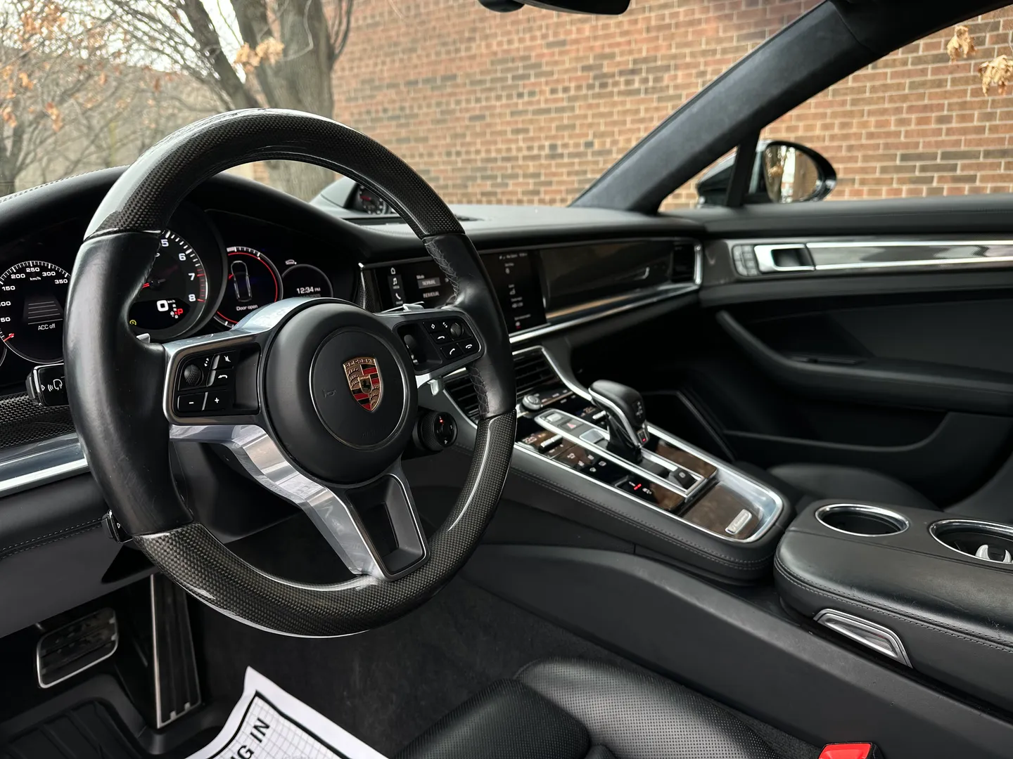 Porsche Panamera Turbo — photo 34