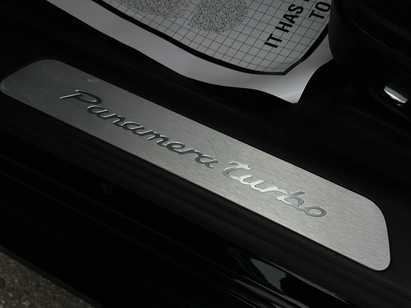 Porsche Panamera Turbo — photo 39