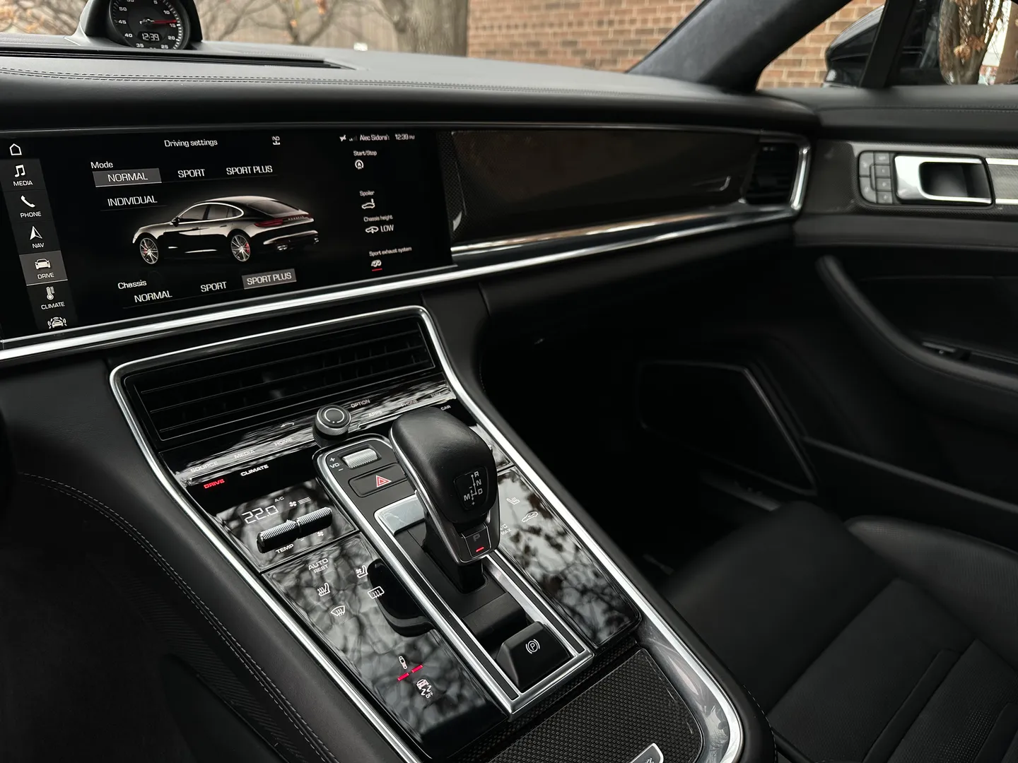 Porsche Panamera Turbo — photo 45
