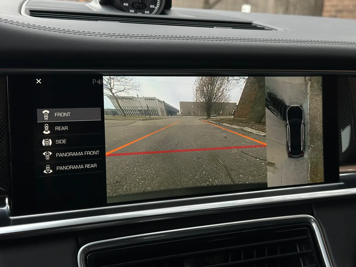 Porsche Panamera Turbo — photo 54
