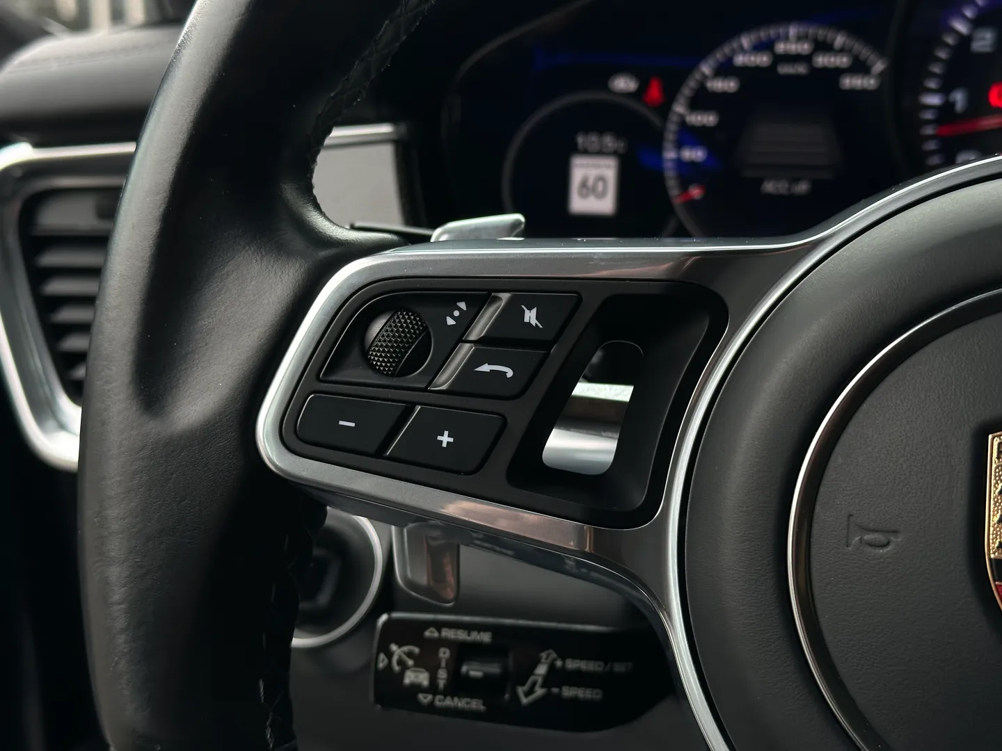 Porsche Panamera Turbo — photo 76
