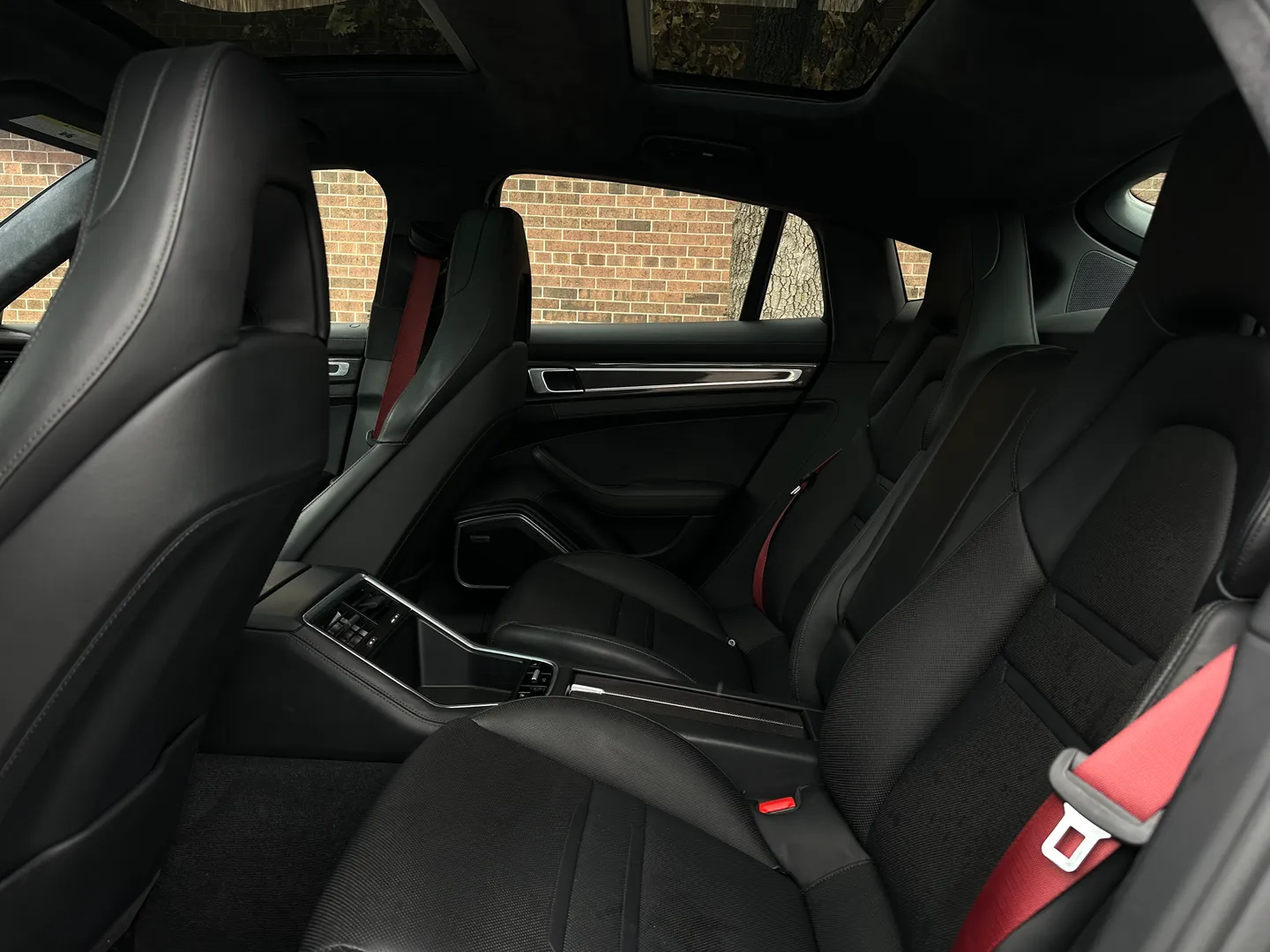Porsche Panamera Turbo — photo 86