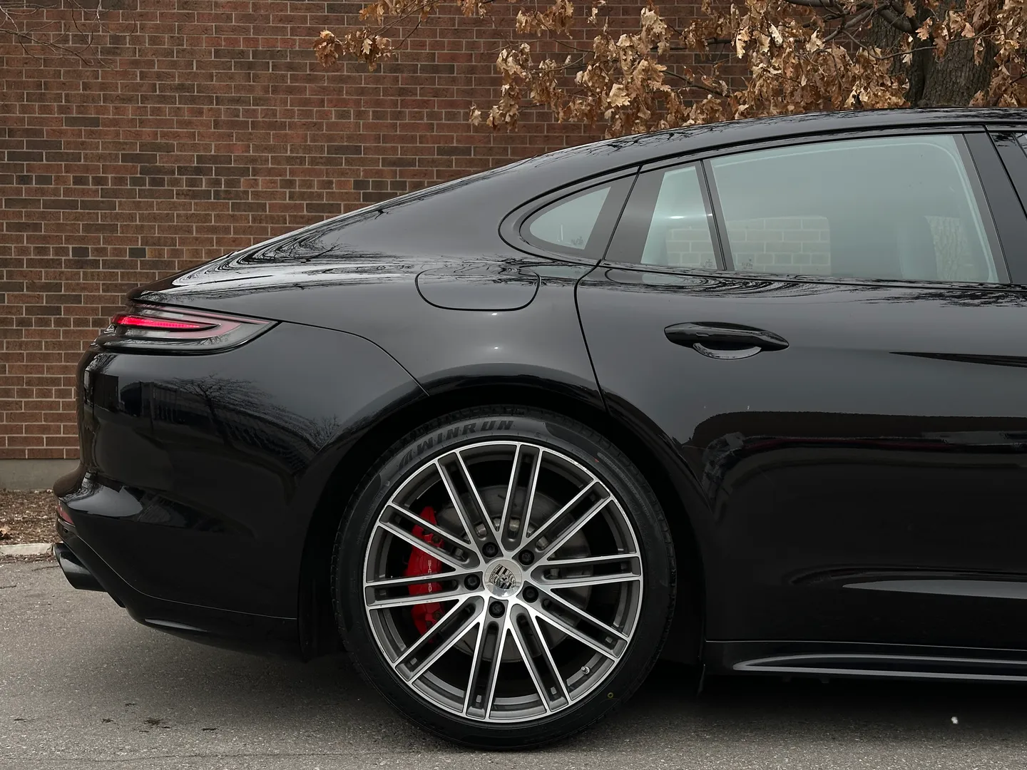 Porsche Panamera Turbo — photo 93