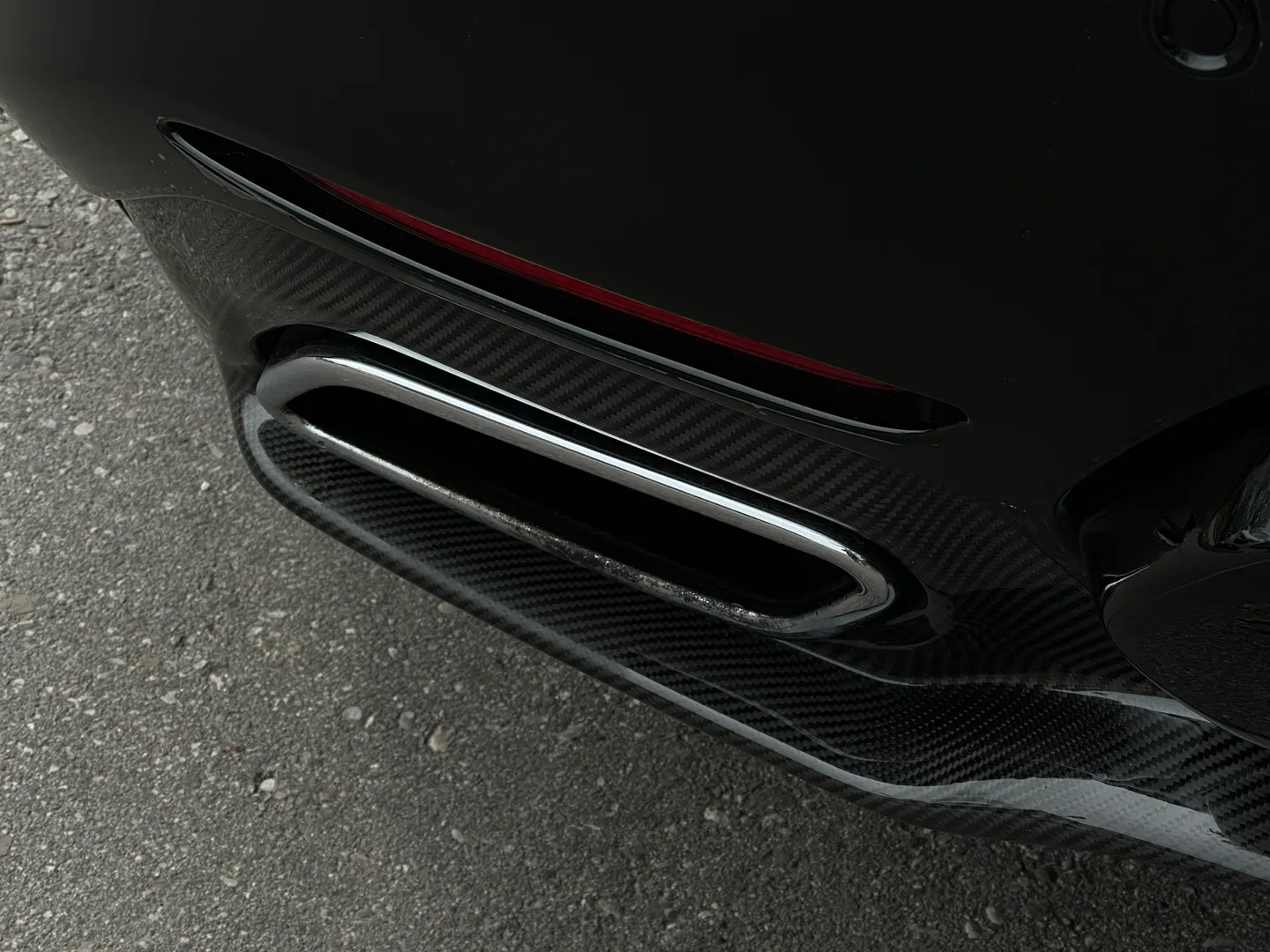 Mercedes Benz AMG GTC — photo 32