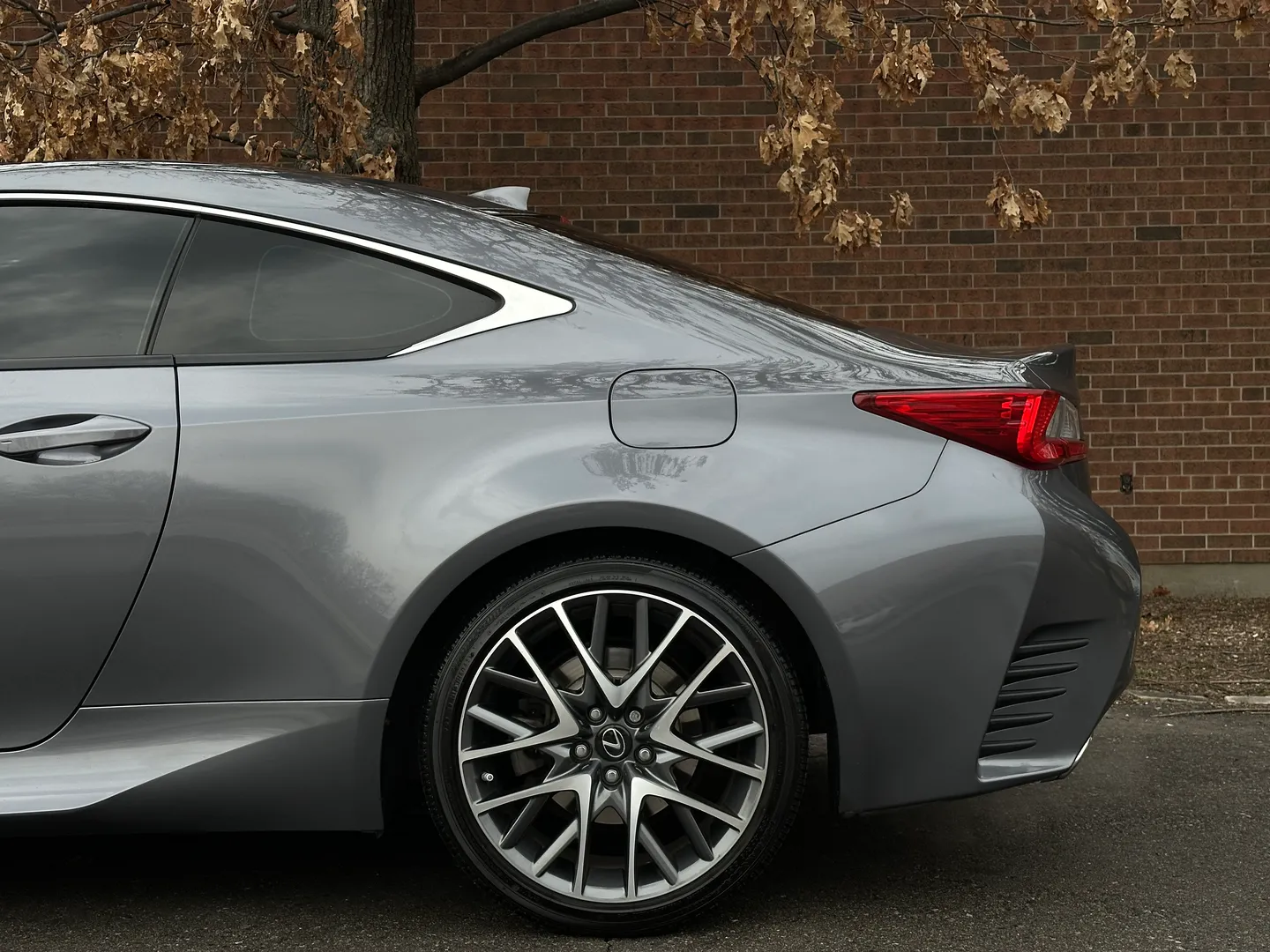 Lexus RC 350 F Sport AWD — photo 10