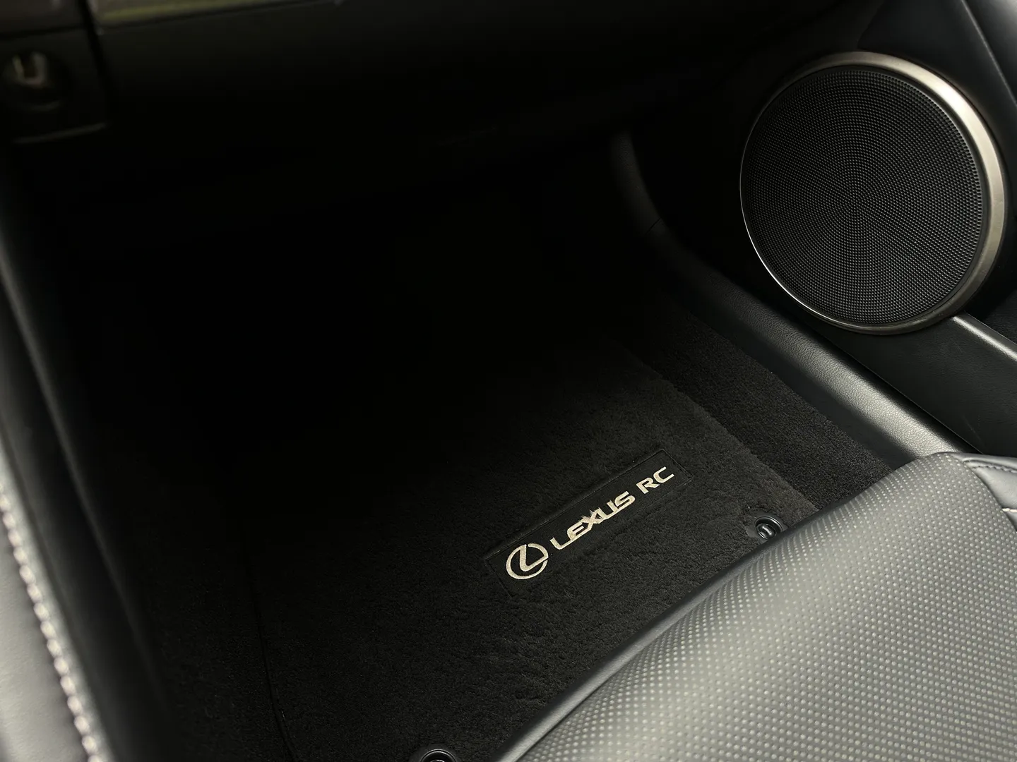 Lexus RC 350 F Sport AWD — photo 63