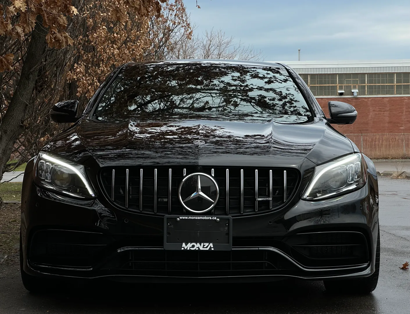 Mercedes Benz C63 S AMG Sedan — photo 4