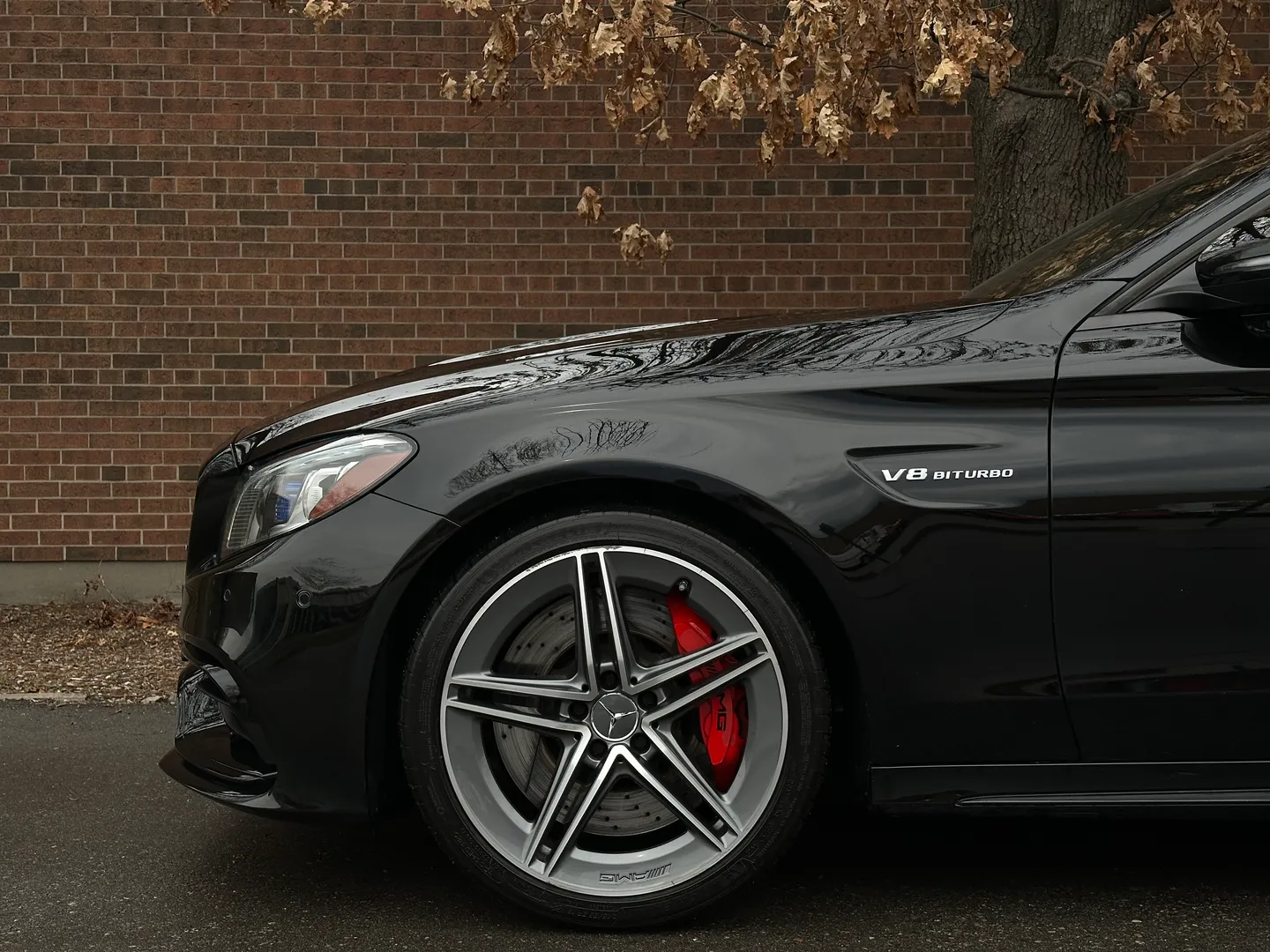Mercedes Benz C63 S AMG Sedan — photo 11