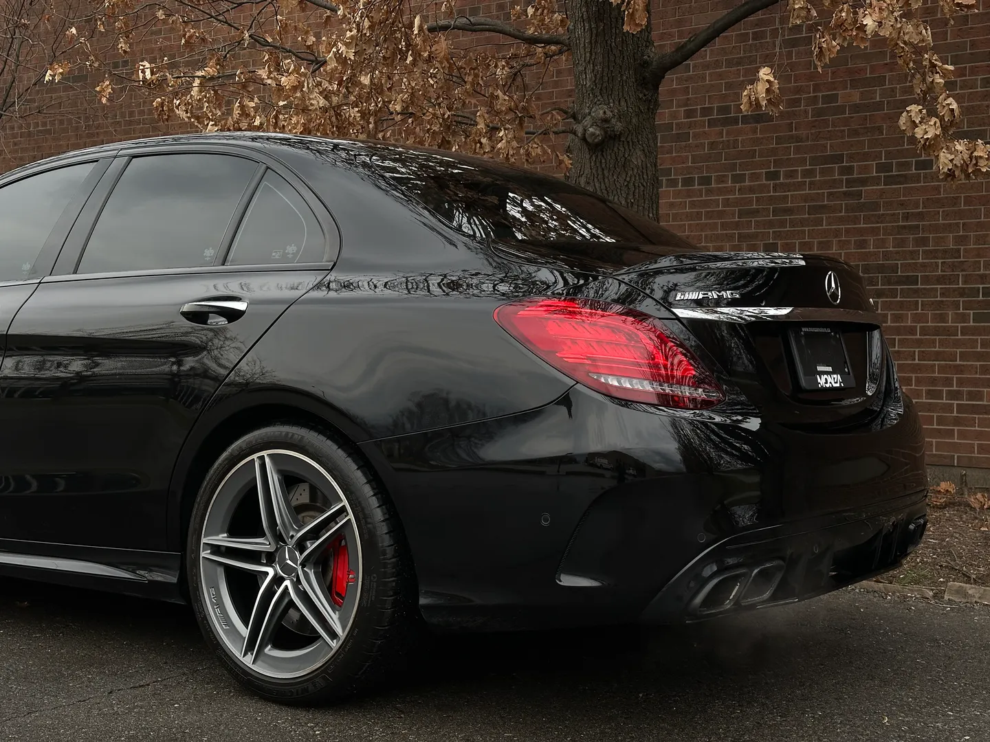 Mercedes Benz C63 S AMG Sedan — photo 19