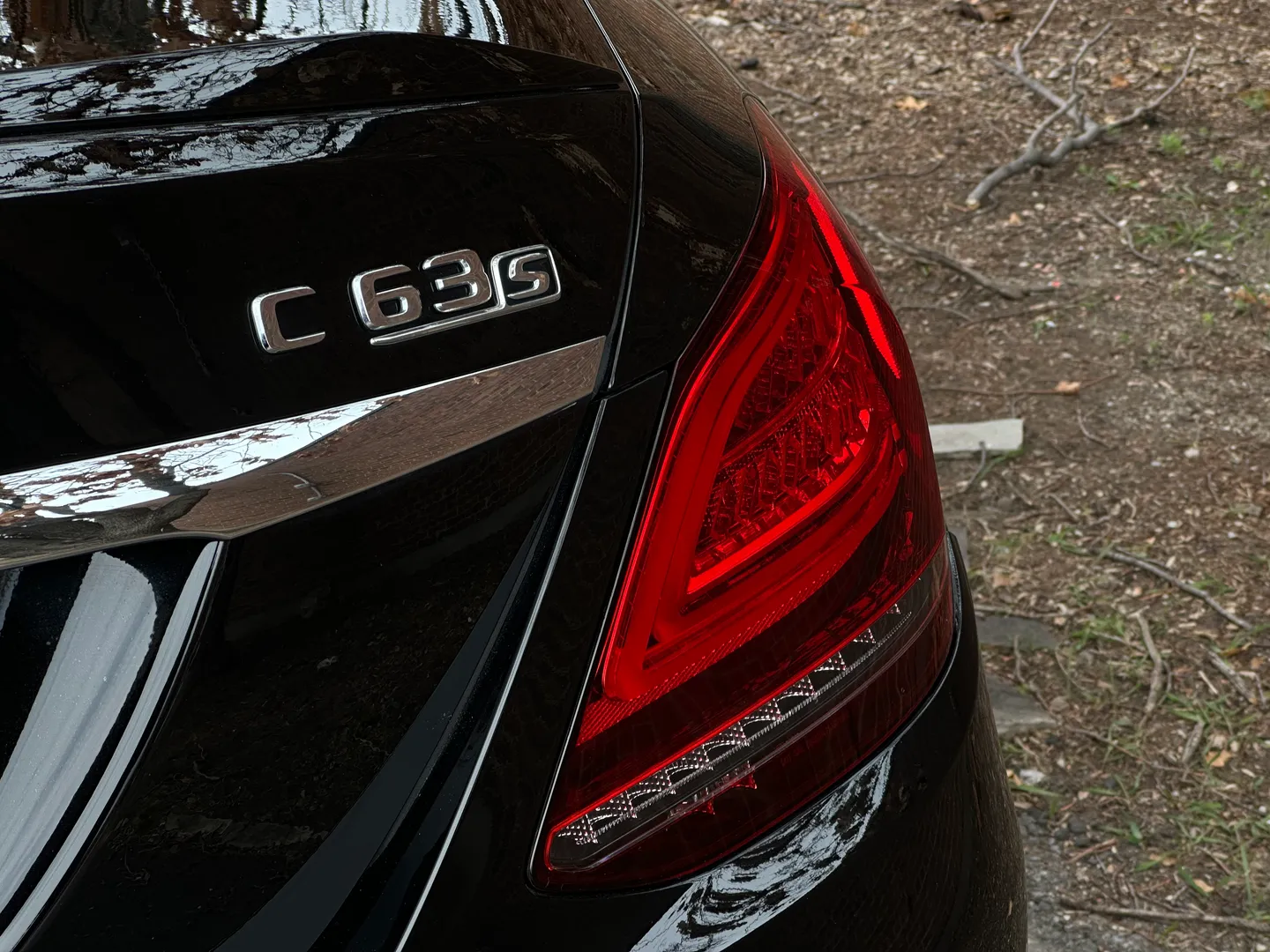 Mercedes Benz C63 S AMG Sedan — photo 23