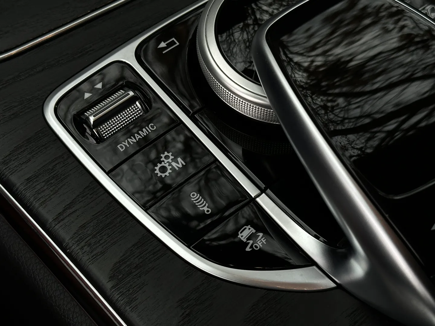 Mercedes Benz C63 S AMG Sedan — photo 46