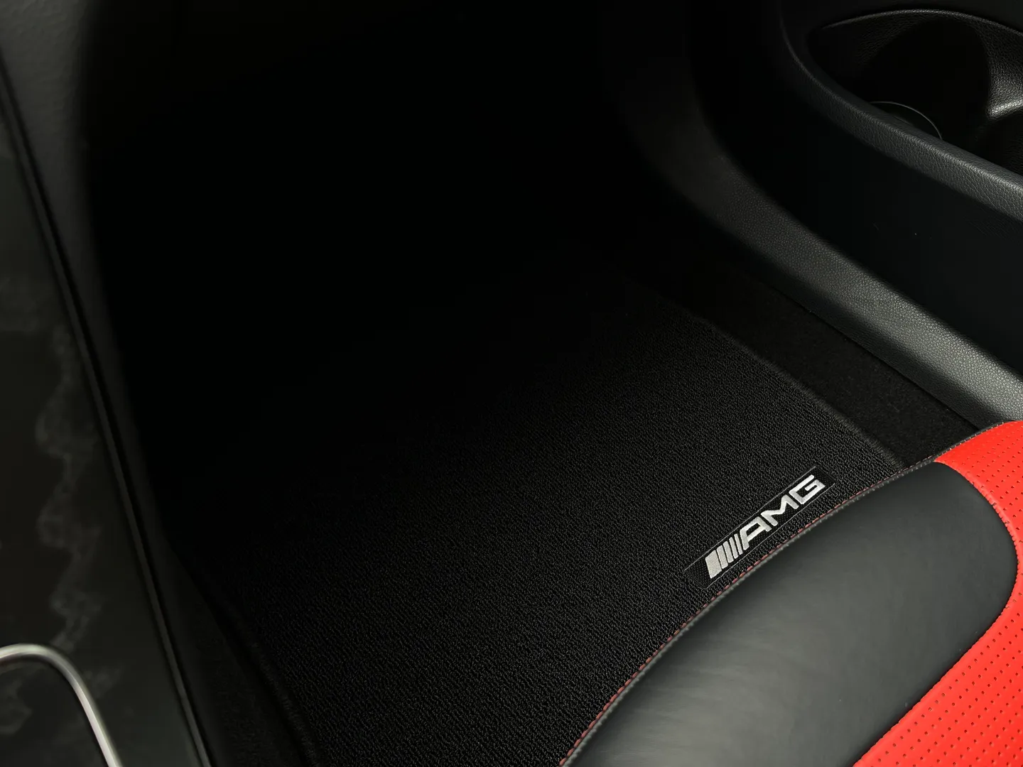 Mercedes Benz C63 S AMG Sedan — photo 74