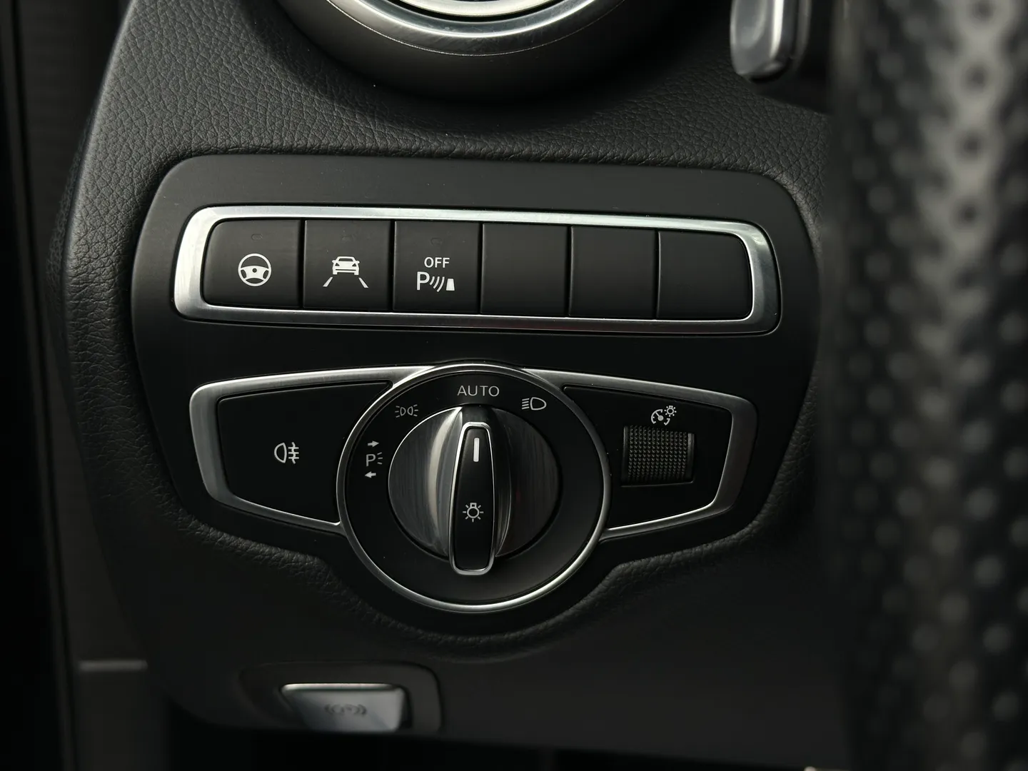 Mercedes Benz C63 S AMG Sedan — photo 92