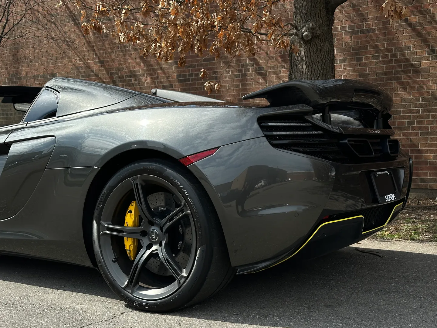 Mclaren 650S Spider — photo 24