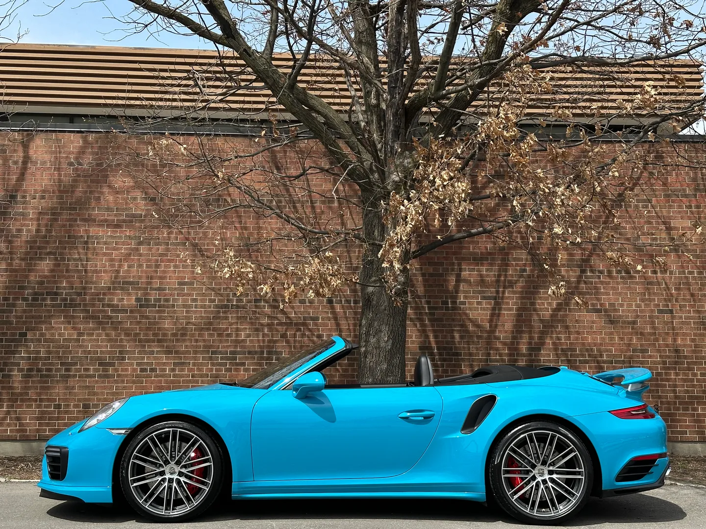 Porsche 911 Turbo Cabriolet — photo 14